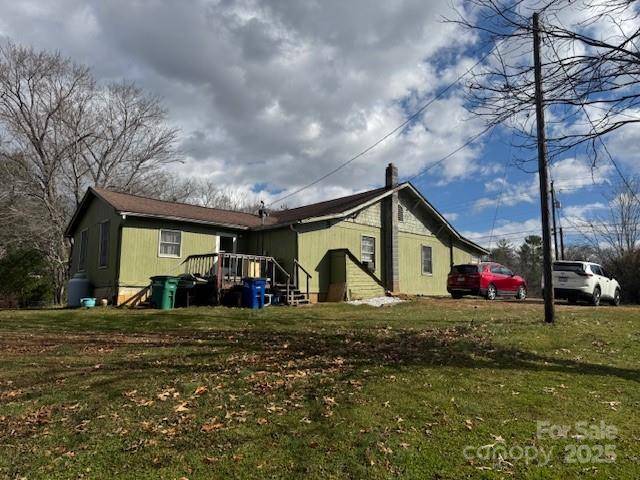 25 Highland ST, Weaverville, NC 28787