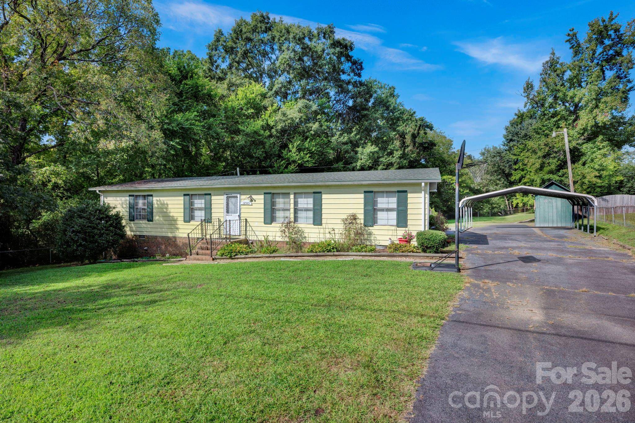 12523 Asbury Chapel RD, Huntersville, NC 28078