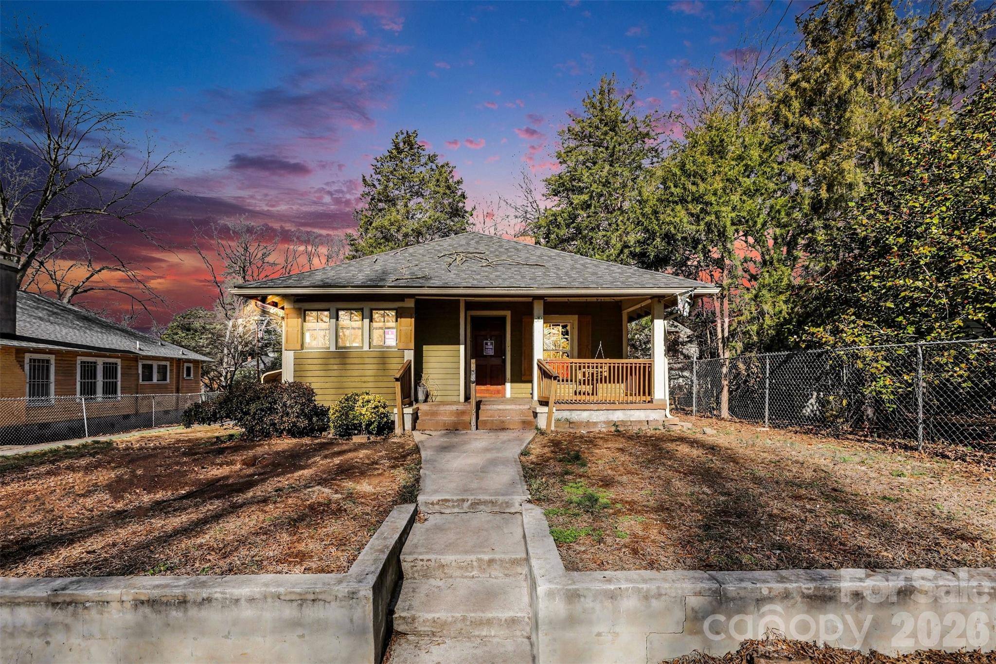 319 N Linwood AVE, Charlotte, NC 28216
