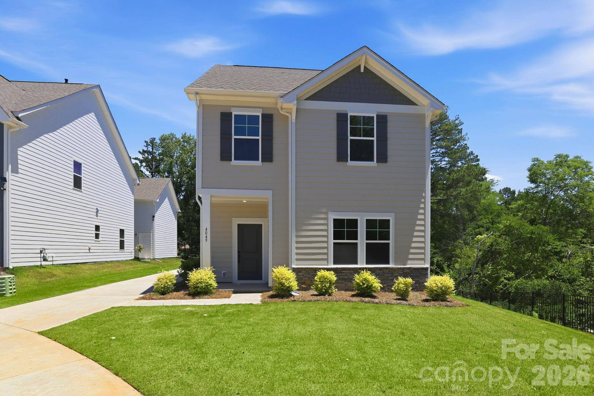 4049 Grommet CT, Matthews, NC 28105