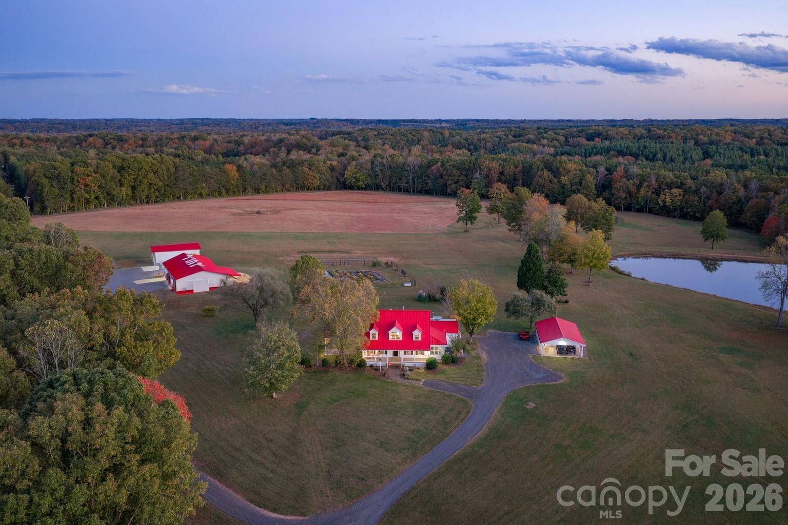 1260 Beaver Island Trail RD, Walnut Cove, NC 27052