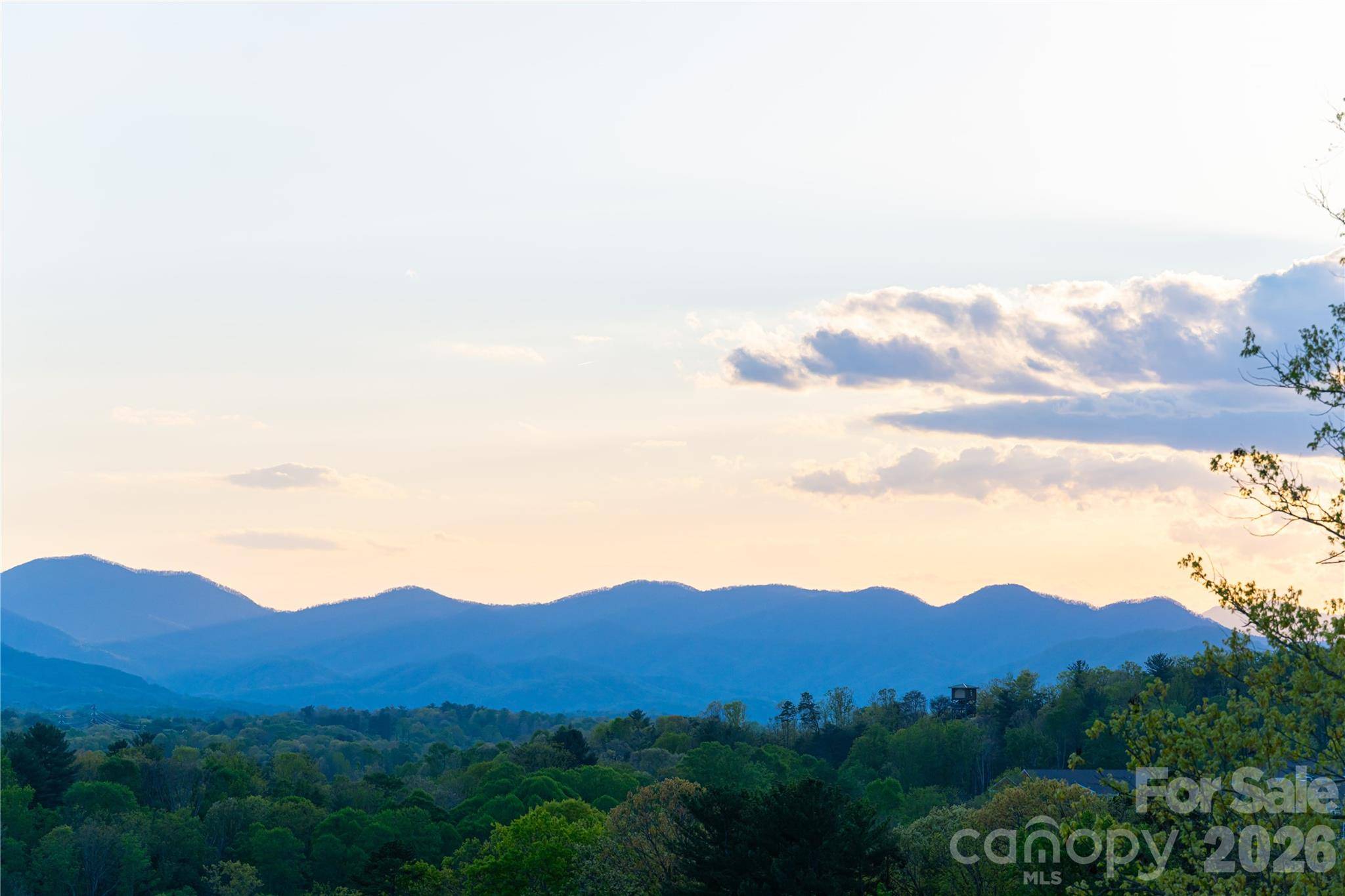 611 Storybook Villas TRL, Asheville, NC 28804