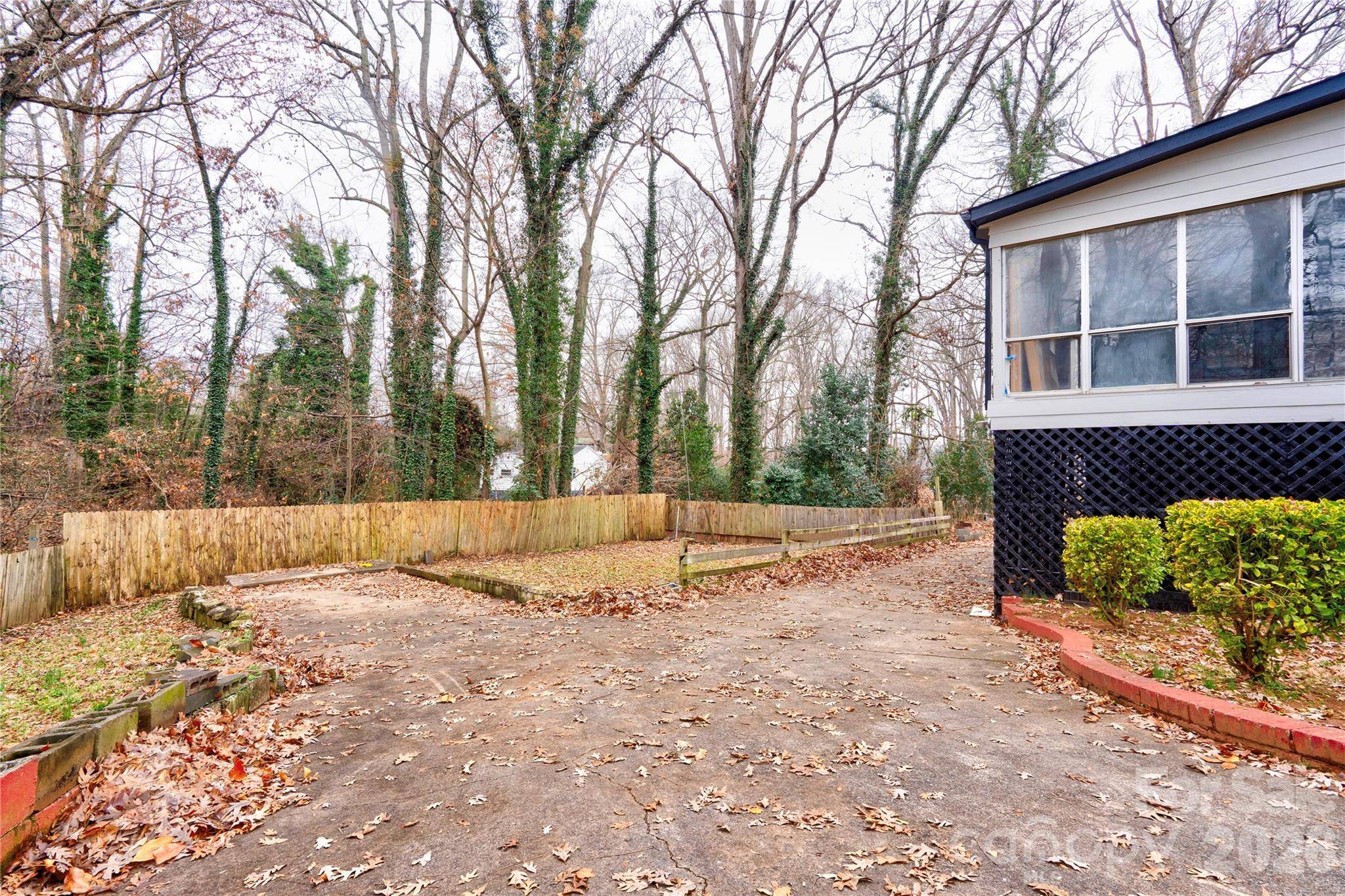 704 Earl RD, Shelby, NC 28150