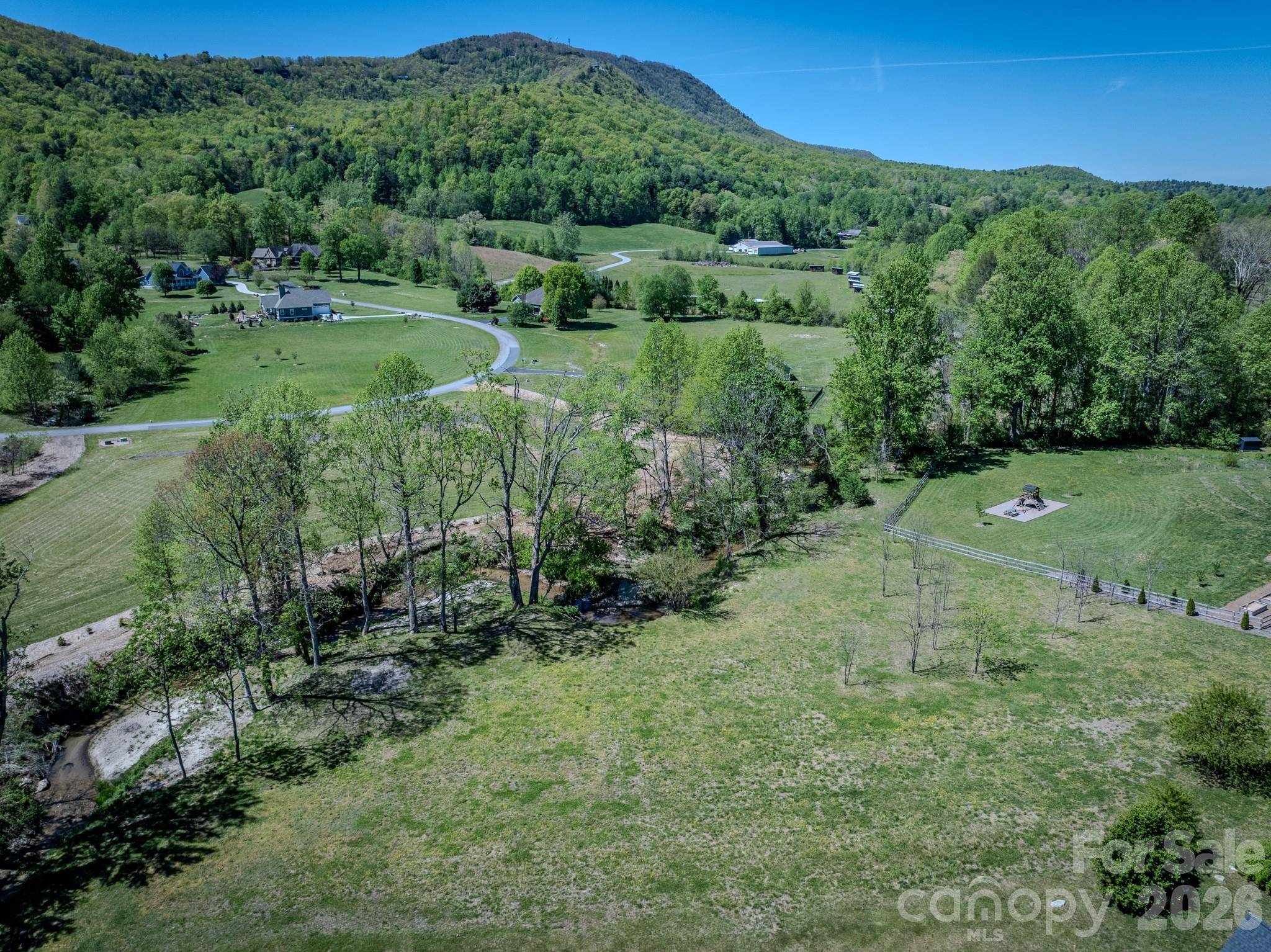 00 Walnut Valley LN #5, Hendersonville, NC 28739