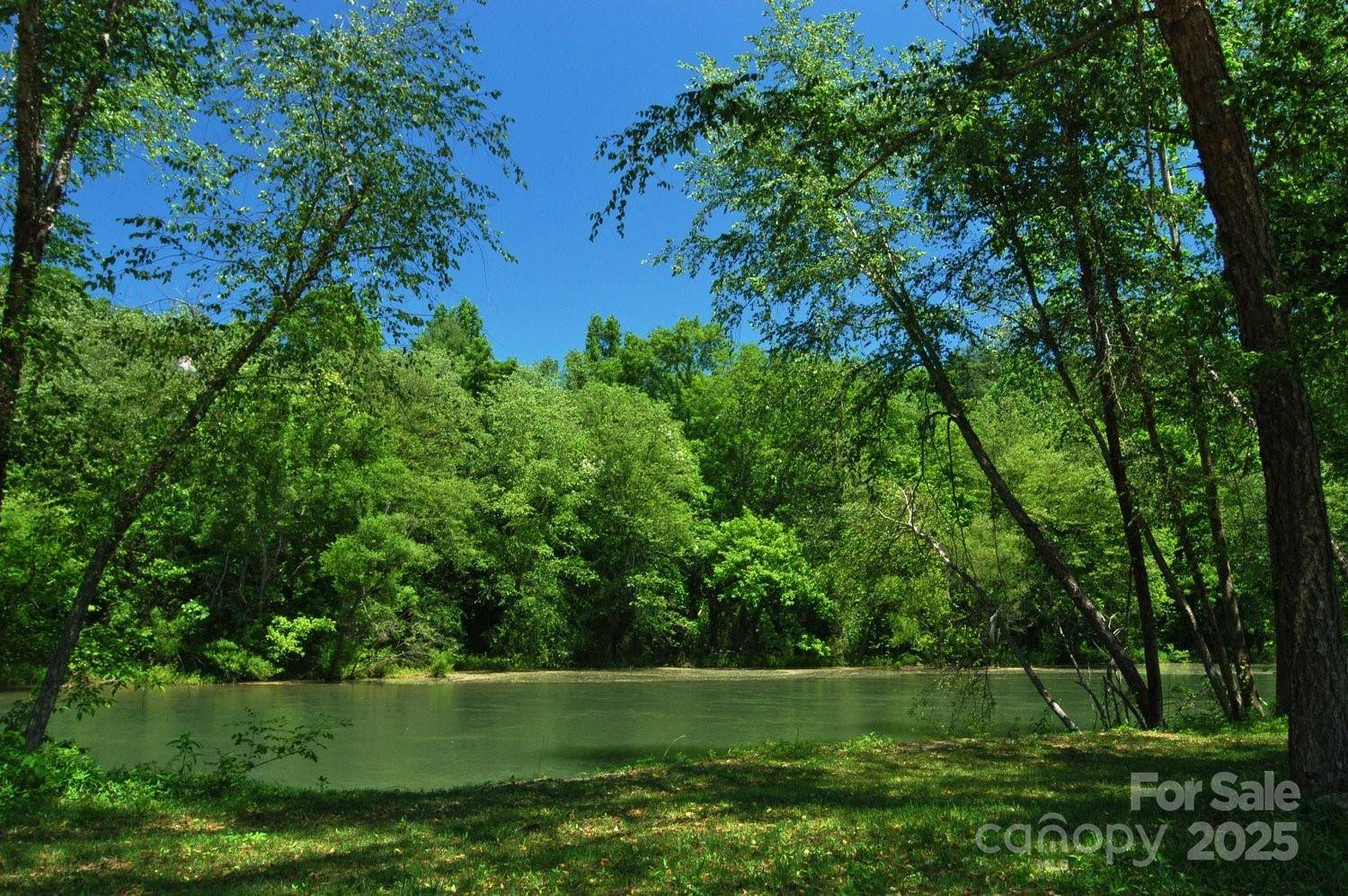 1227 River Club DR, Morganton, NC 28655