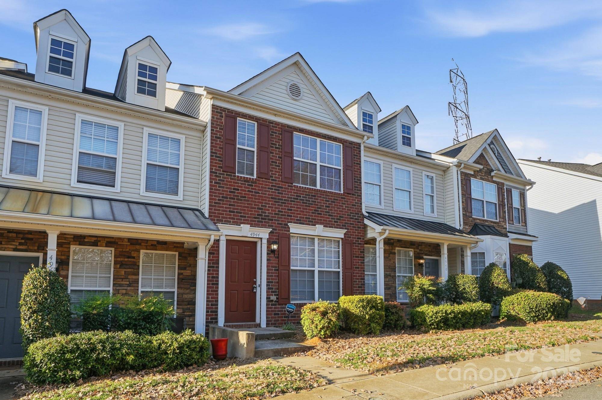 4944 Kotlik DR, Charlotte, NC 28269