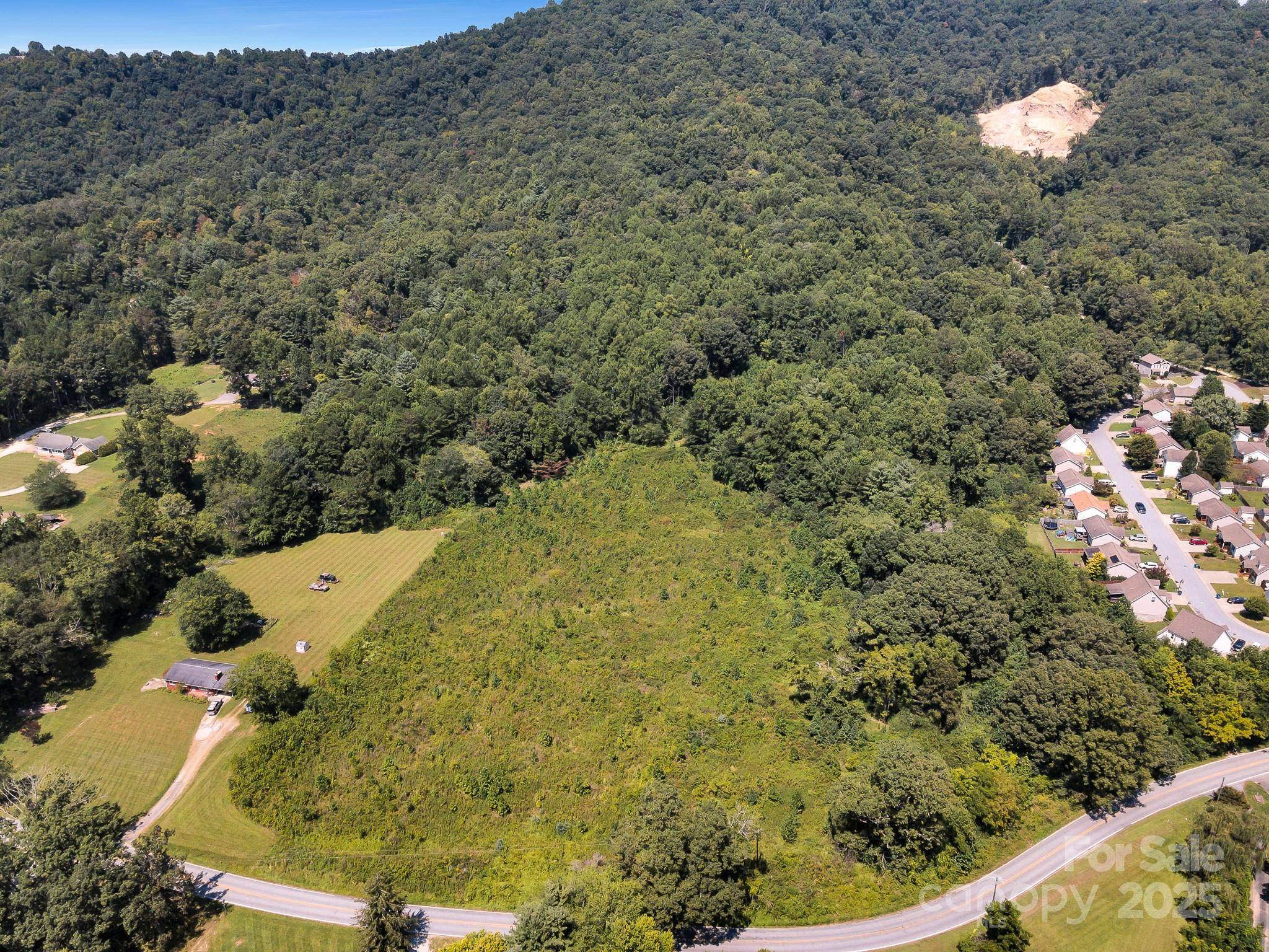 9999 Hoopers Creek RD, Fletcher, NC 28732