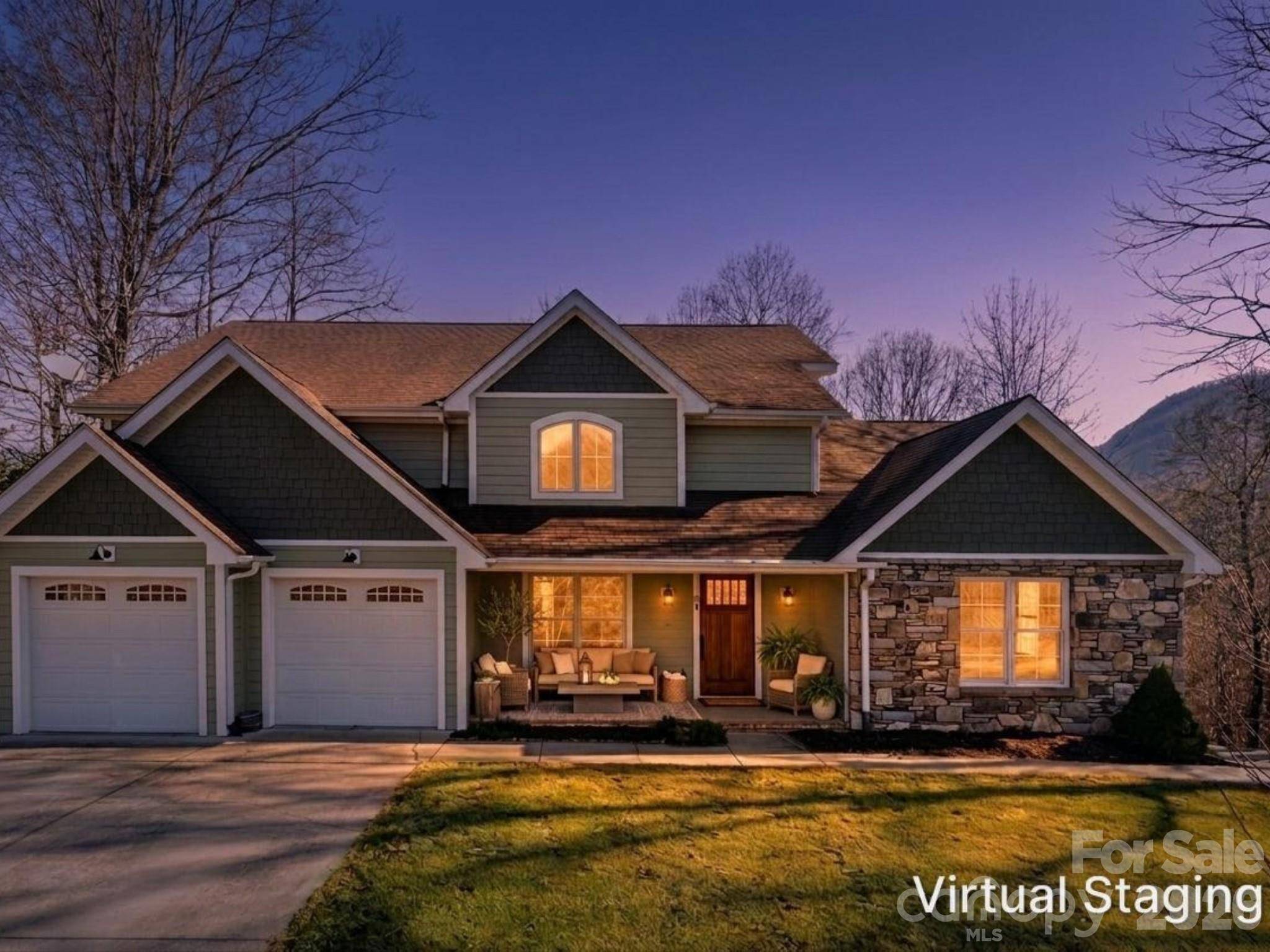 98 Sovereign LN, Fairview, NC 28730