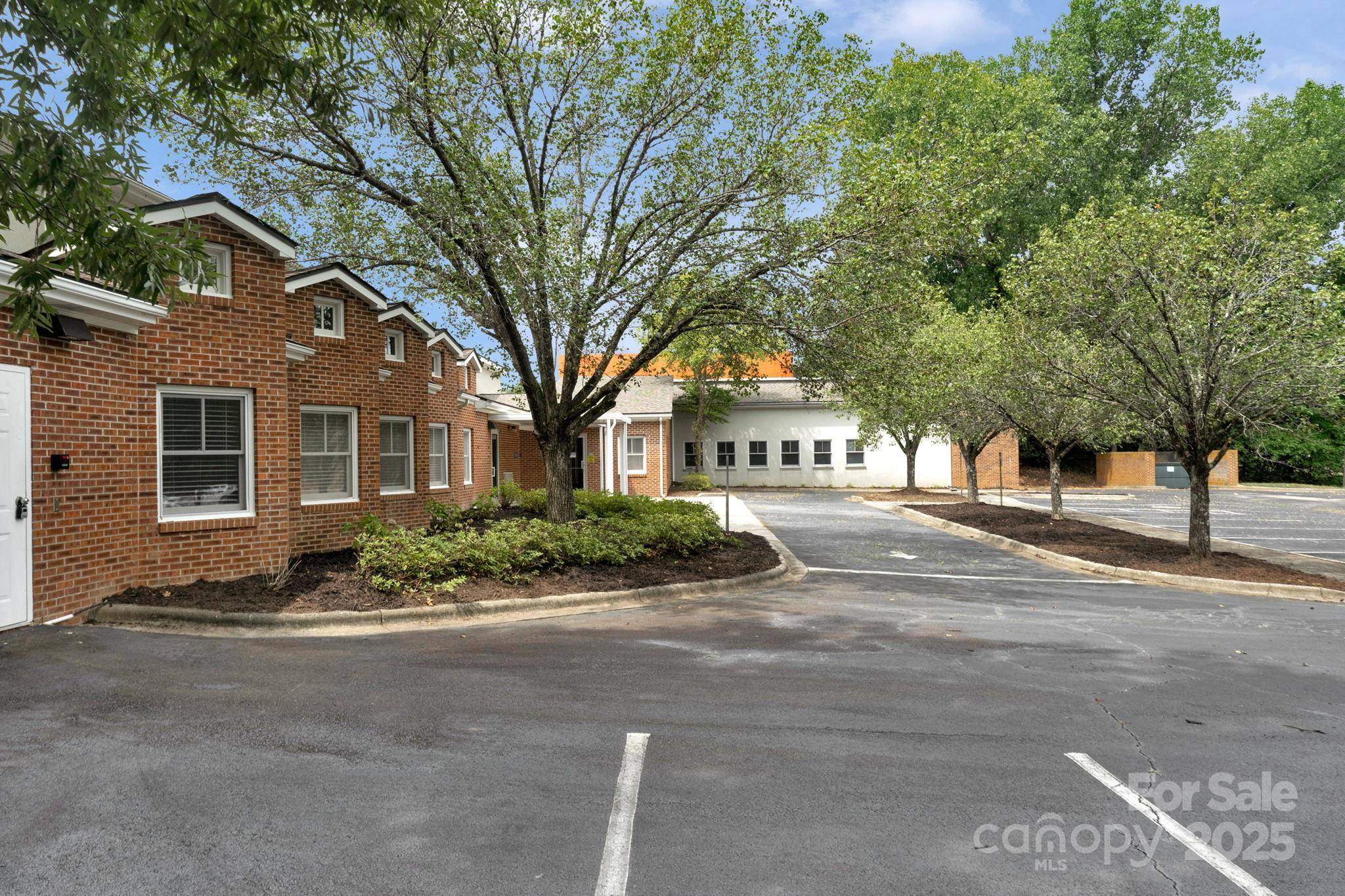 1201 Colonial Commons CT, Lancaster, SC 29720