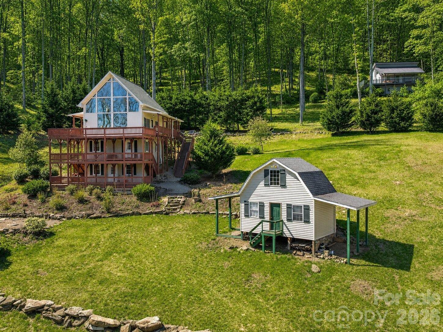 575 Twin Brook DR, Waynesville, NC 28785