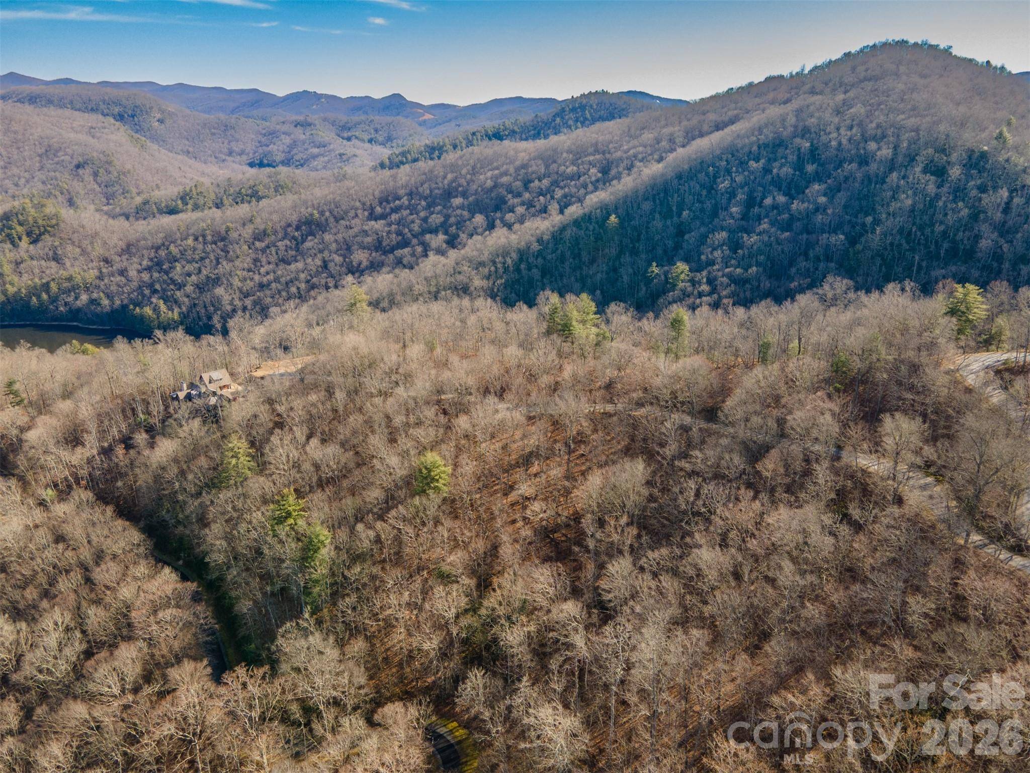 762 Scarlet Oak RD, Tuckasegee, NC 28783