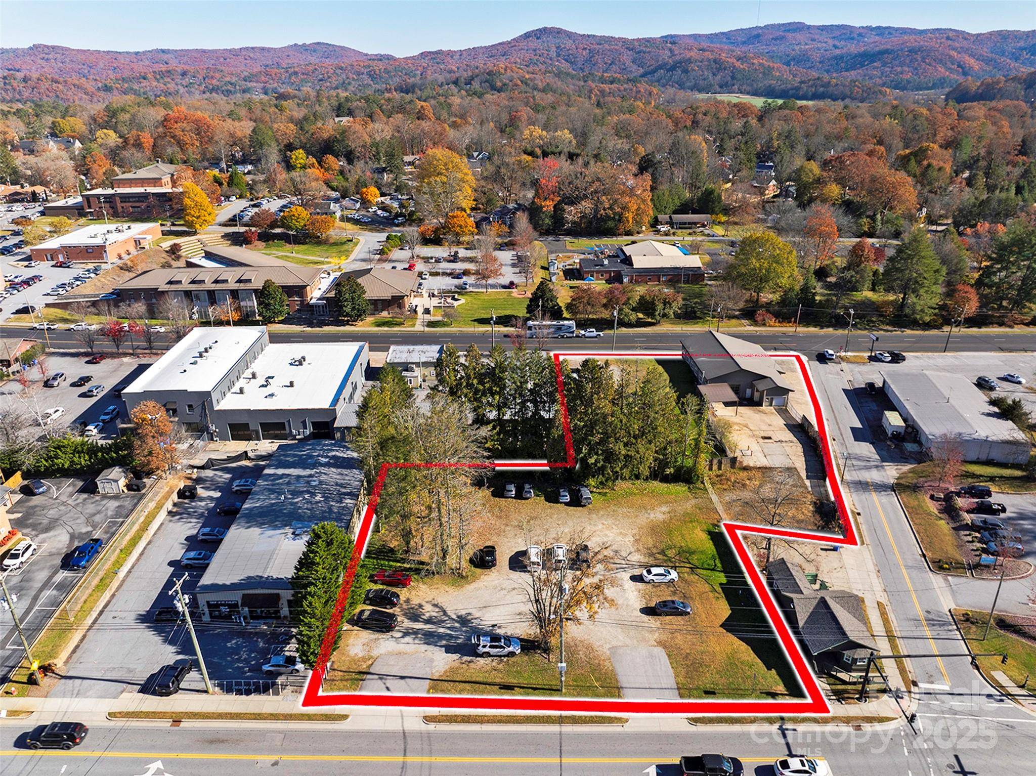 280 S Broad ST, Brevard, NC 28712