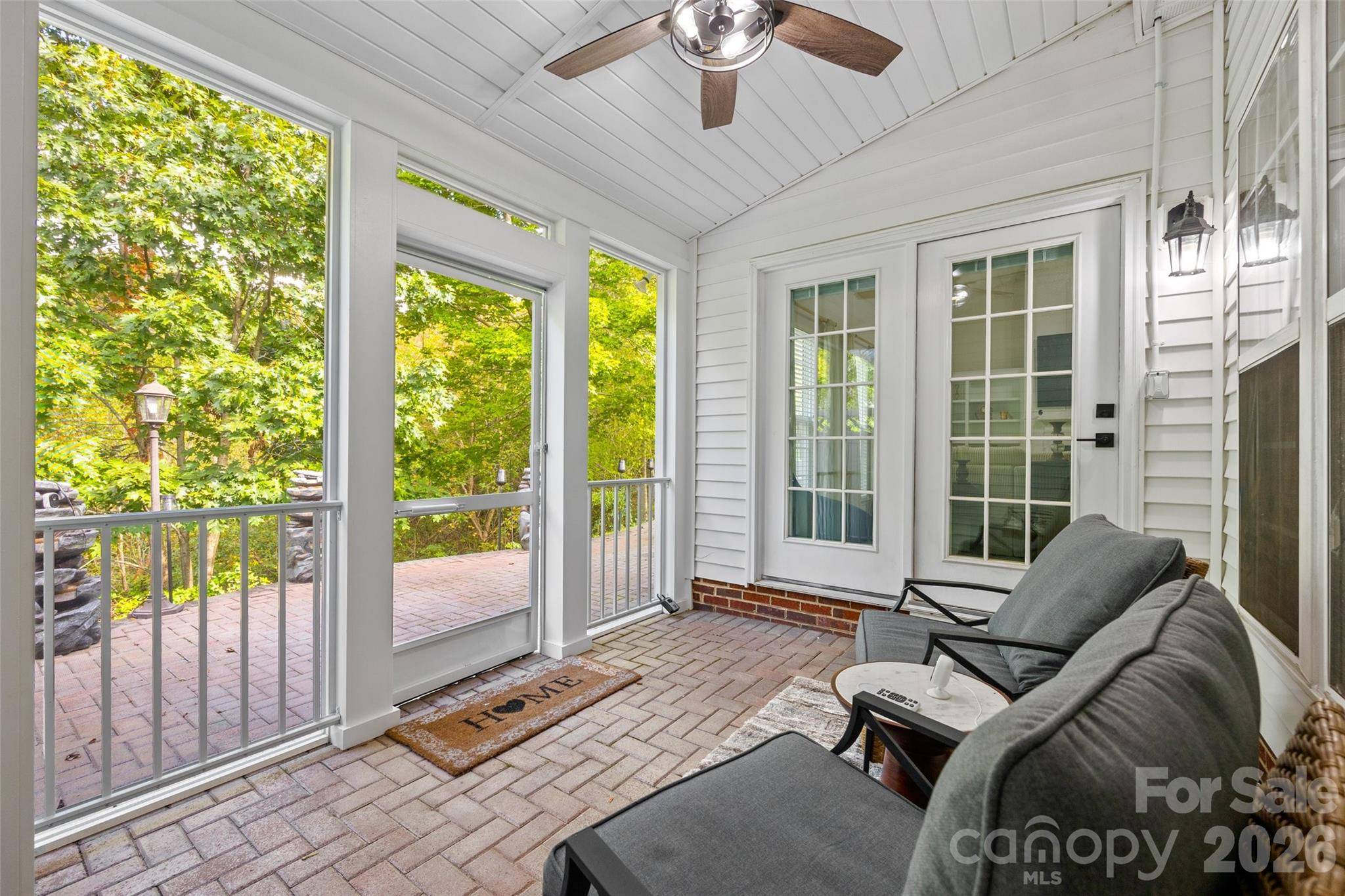 14569 Greenpoint LN, Huntersville, NC 28078