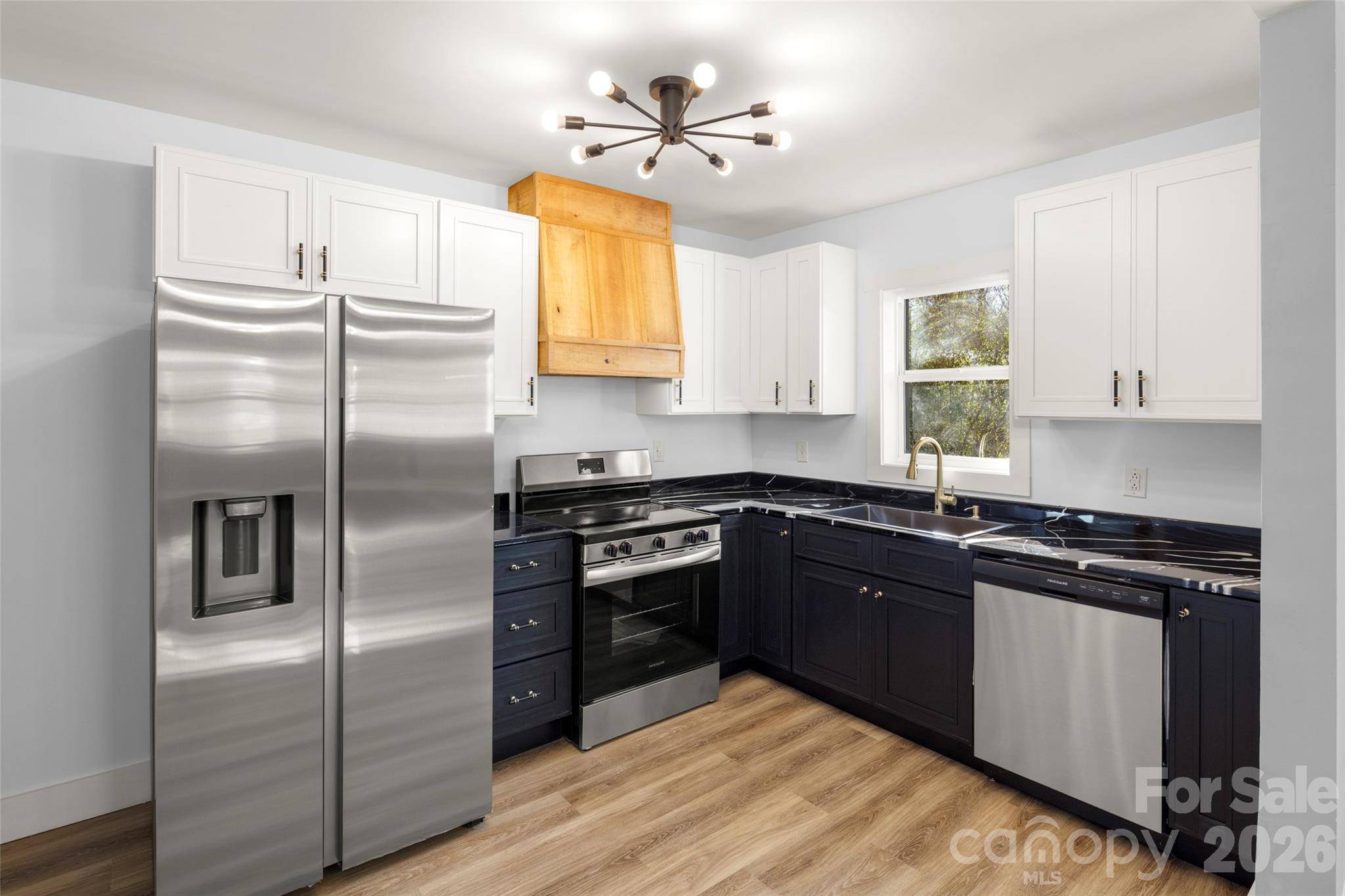 342 N Cleghorn ST, Rutherfordton, NC 28139