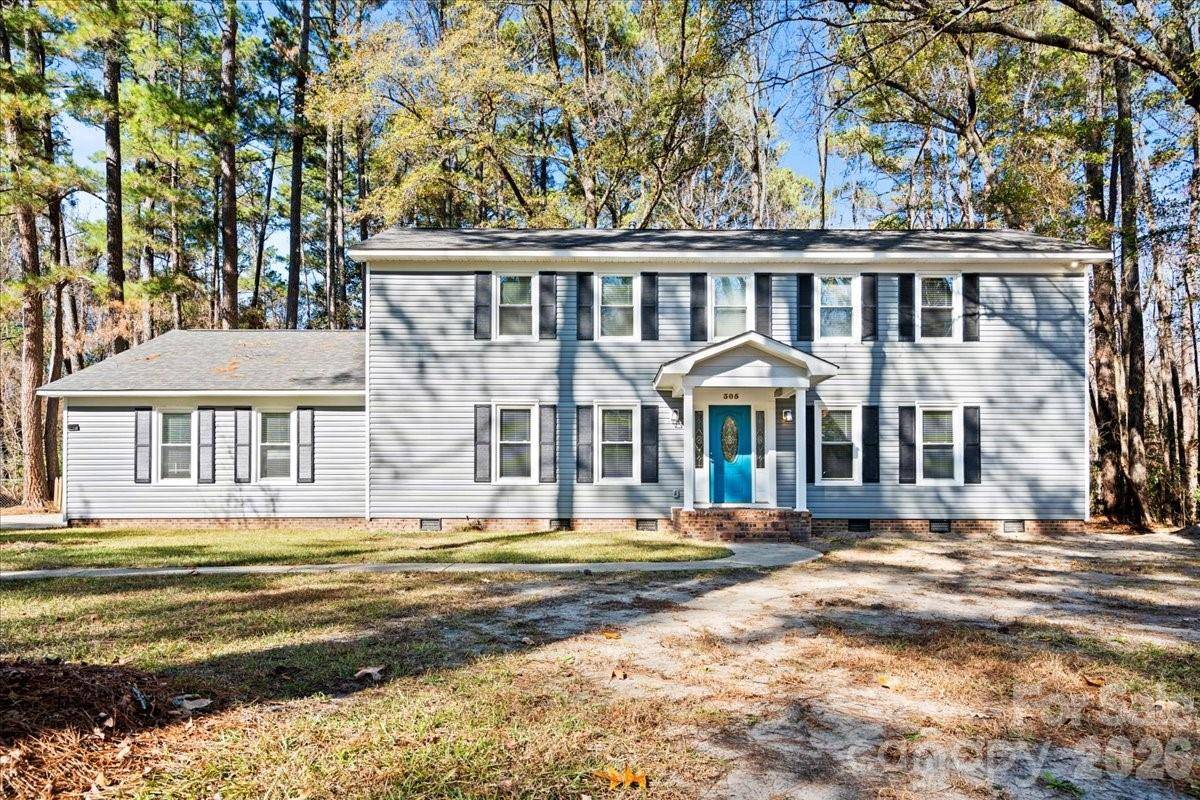 305 Virginia AVE, Cheraw, SC 29520