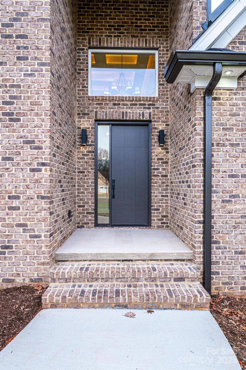 1328 33rd Avenue DR NE, Hickory, NC 28601