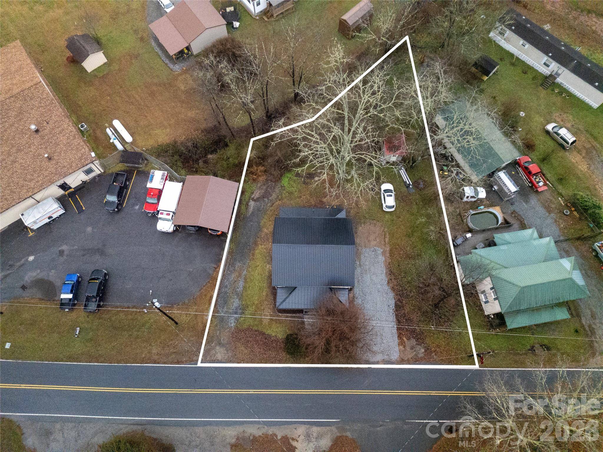 576 Pickens HWY, Rosman, NC 28722