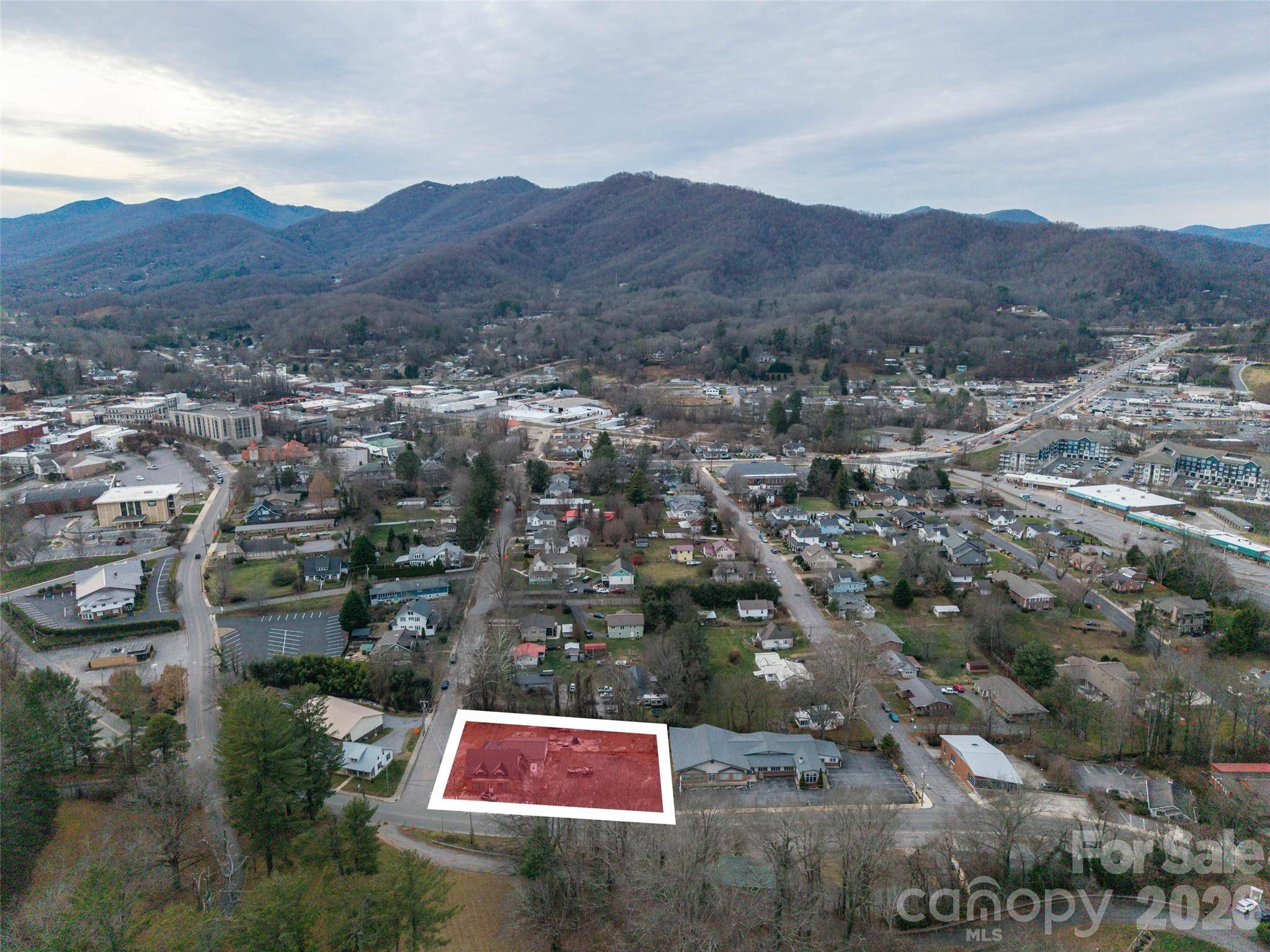 595 N Main ST, Waynesville, NC 28786