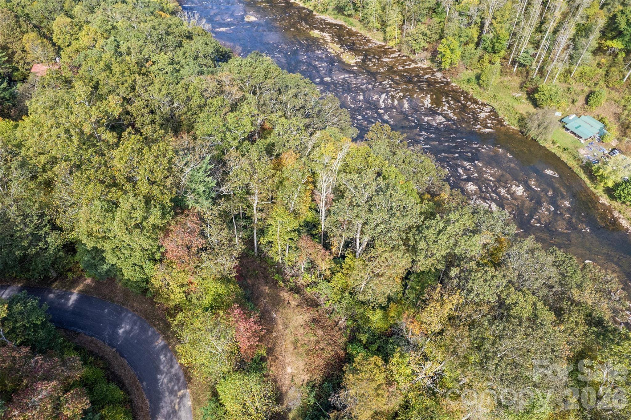 16 Harleys CV, Waynesville, NC 28785