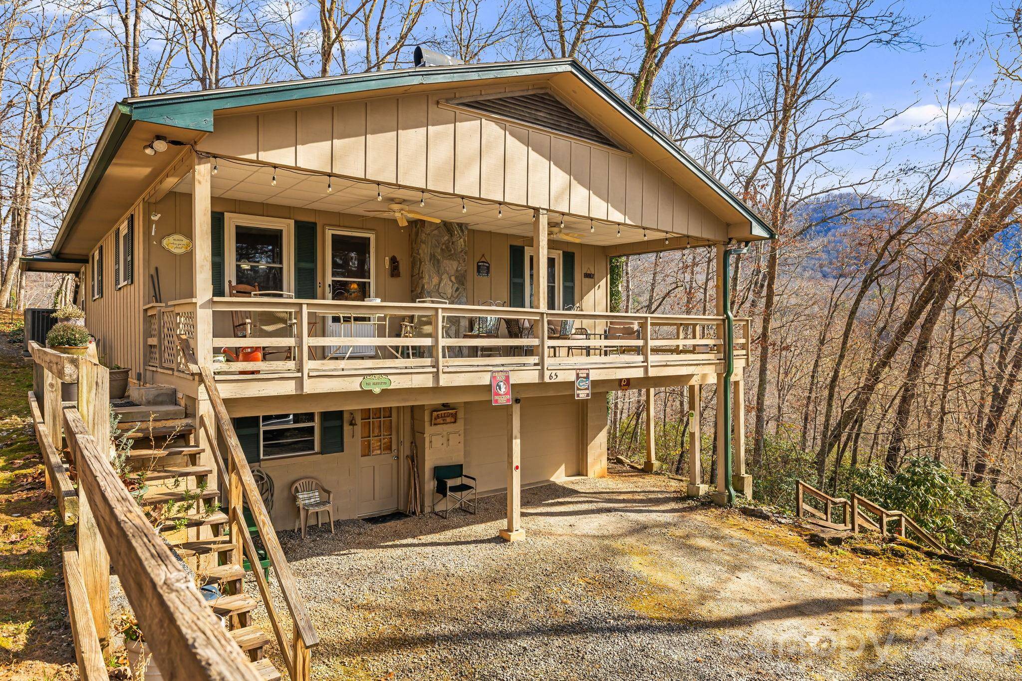 65 Roy LN, Black Mountain, NC 28711