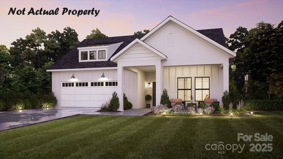 240 Alenda Lux CIR, Mooresville, NC 28115