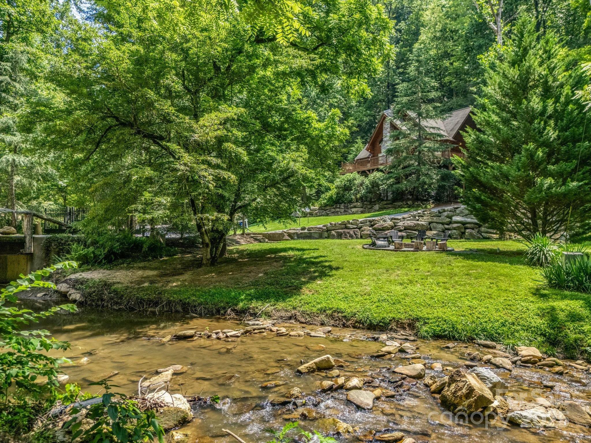 120 Rocky Mountain DR, Lake Lure, NC 28746