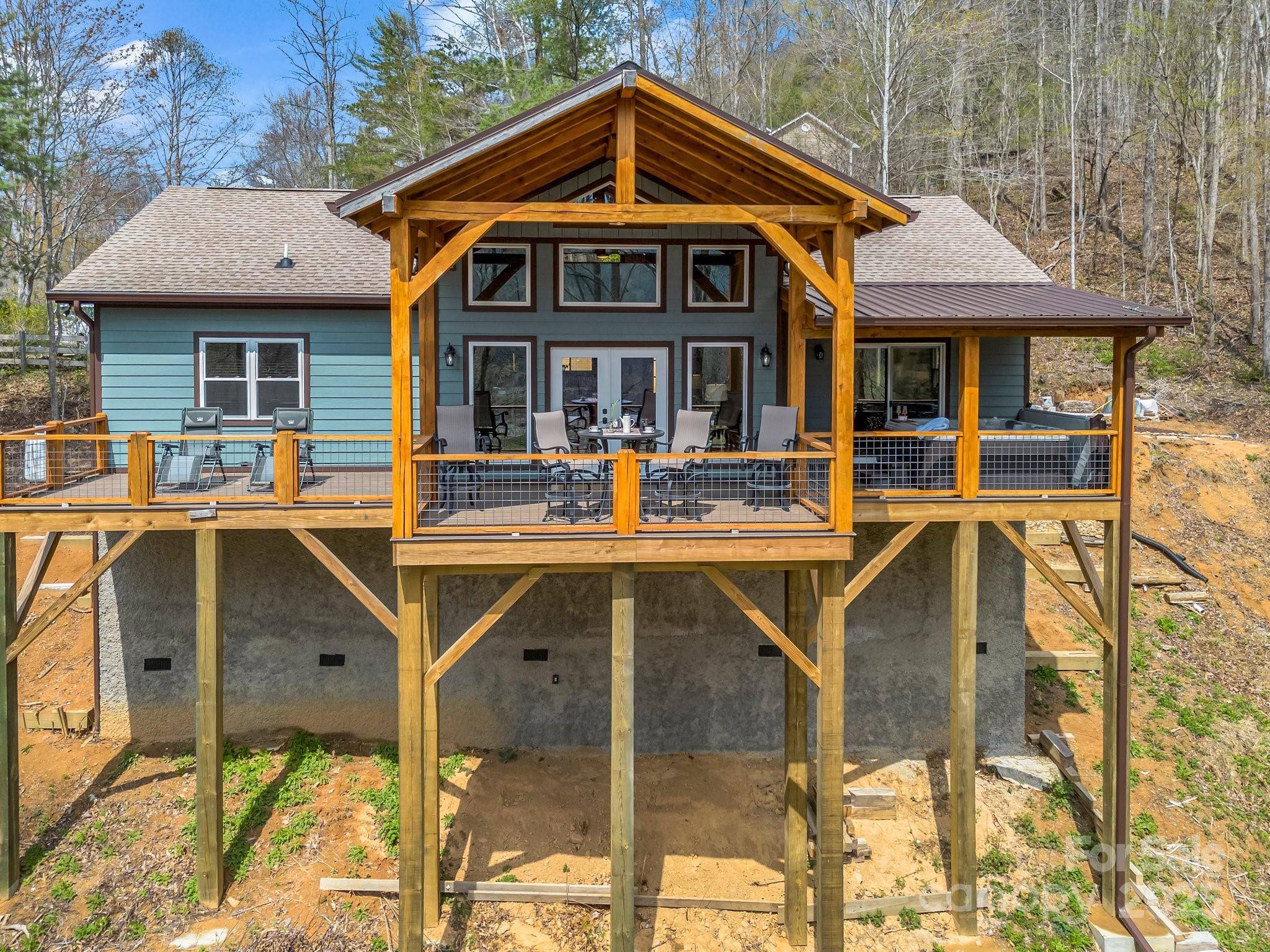 107 Twisted Birch DR, Hendersonville, NC 28792