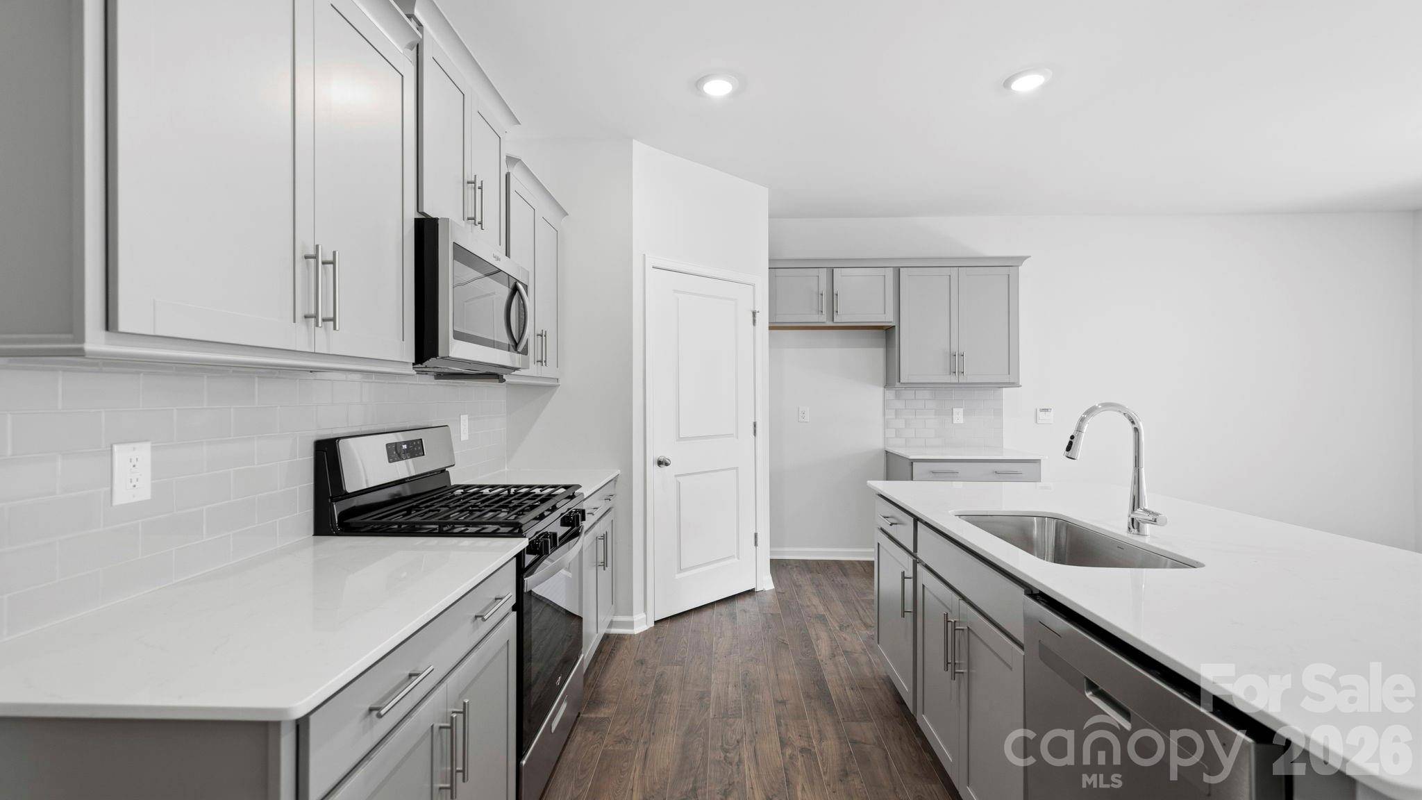 111 Ridgehaven DR, Waynesville, NC 28786