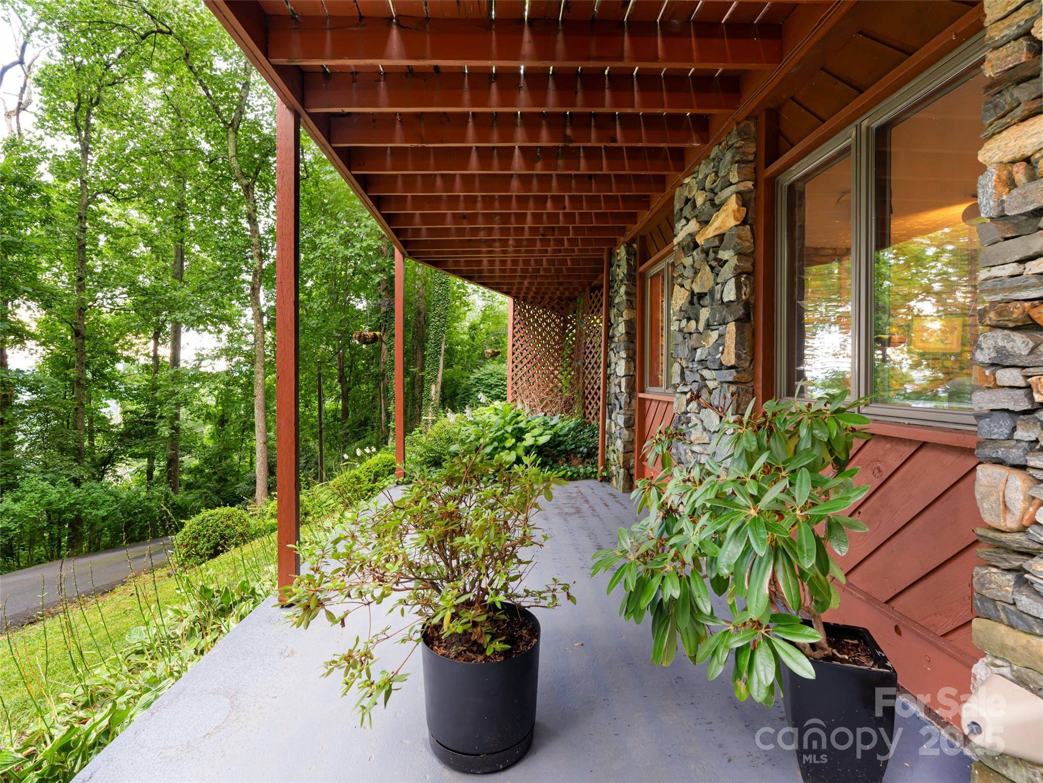 193 Rhododendron DR, Arden, NC 28704