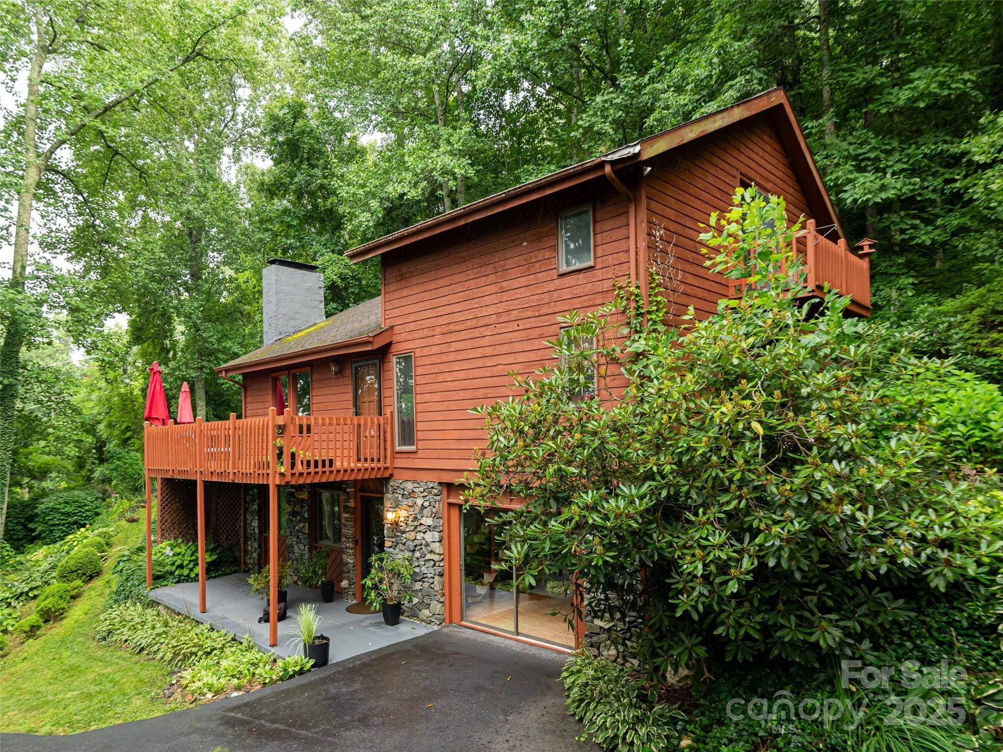 193 Rhododendron DR, Arden, NC 28704