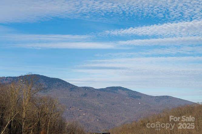 131 Lodestone DR, Sylva, NC 28779