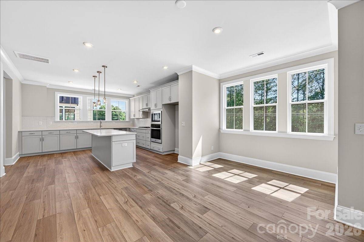 12023 Elsa LN, Charlotte, NC 28277