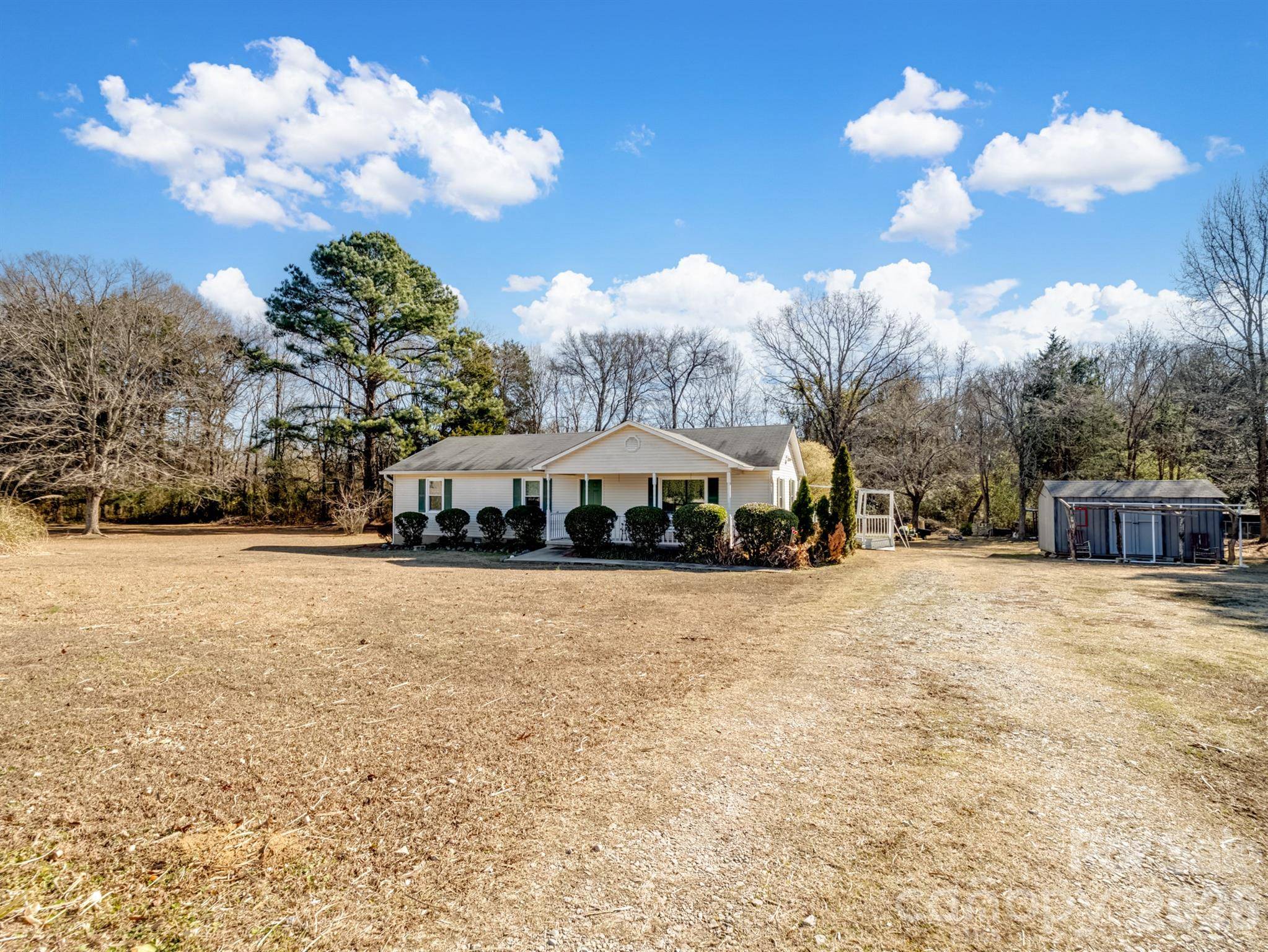 1909 Charlotte HWY, York, SC 29745