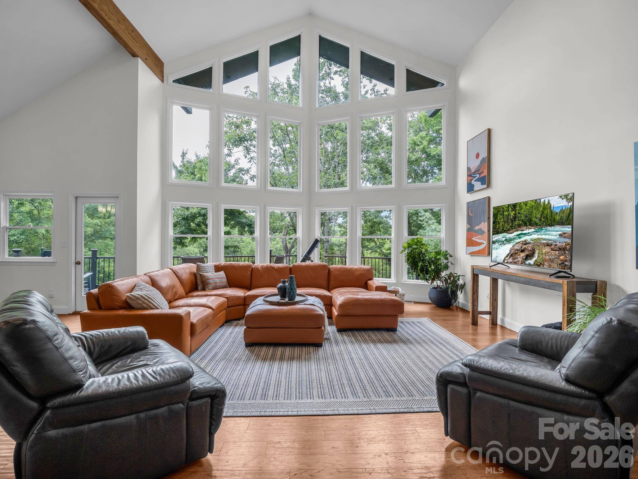 158 Rock Spring LN, Lake Lure, NC 28746