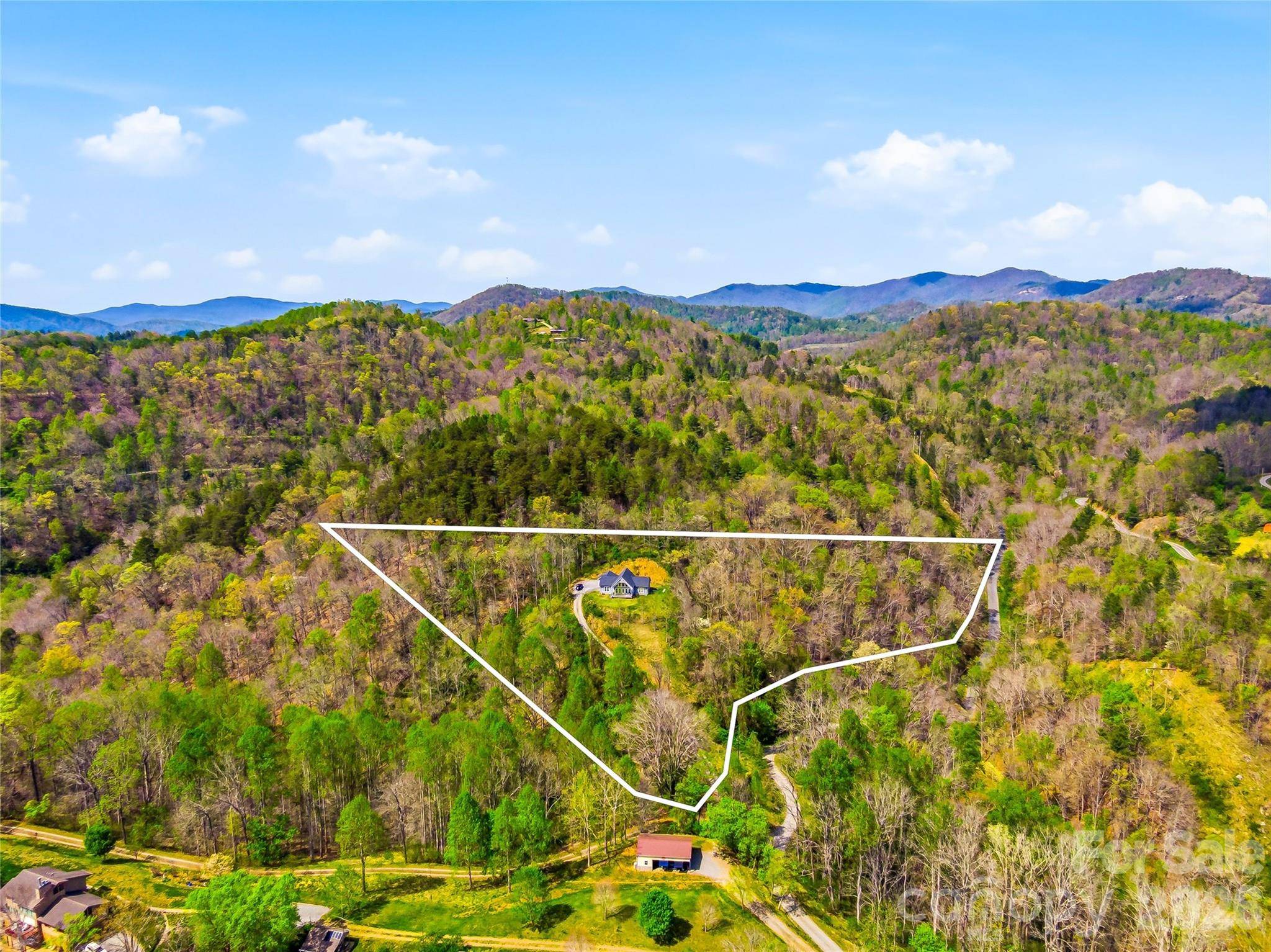 170 Starry Night LN, Marshall, NC 28753