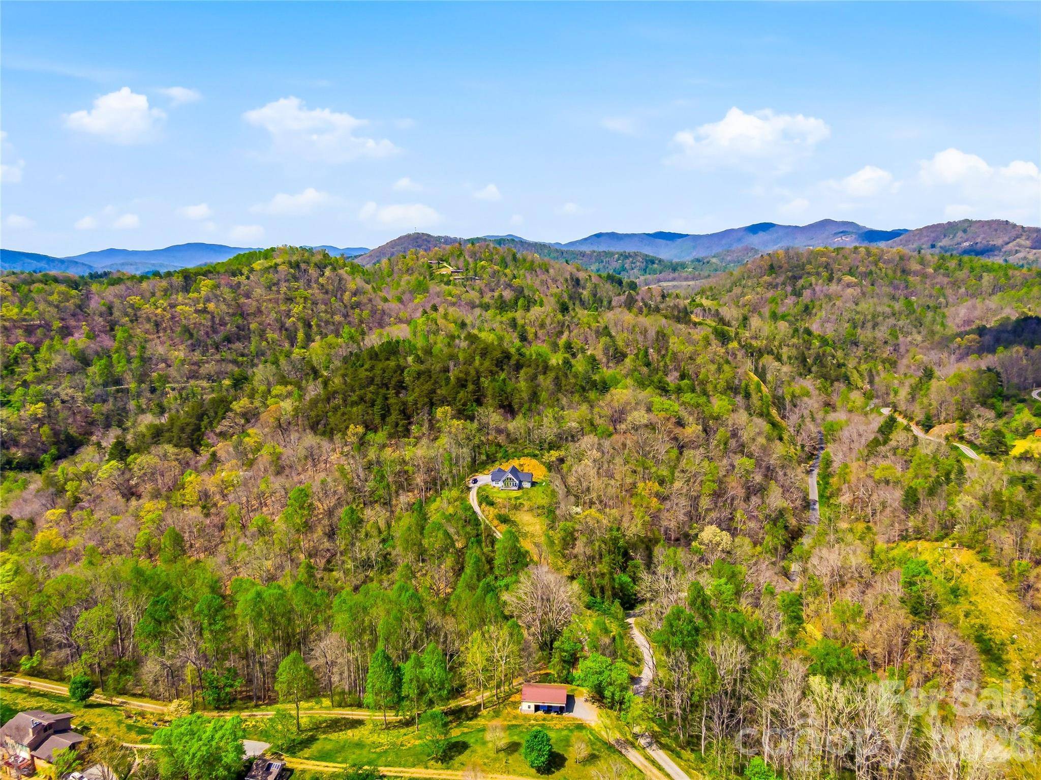 170 Starry Night LN, Marshall, NC 28753