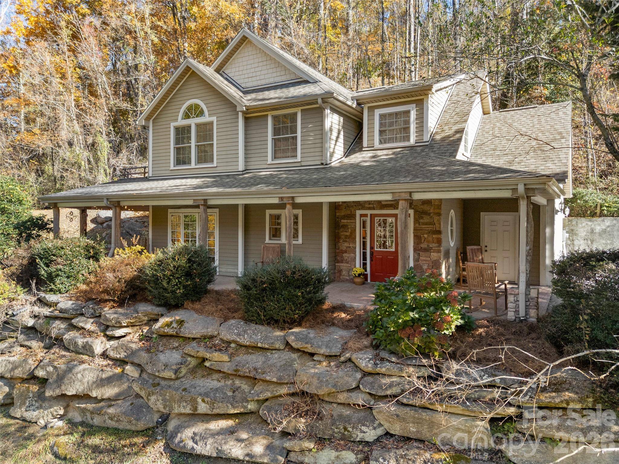 571 Terrys Gap RD, Fletcher, NC 28732