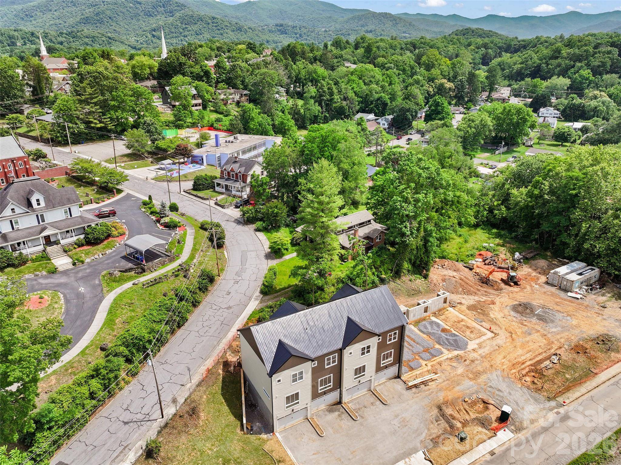 41 Richland ST, Waynesville, NC 28786