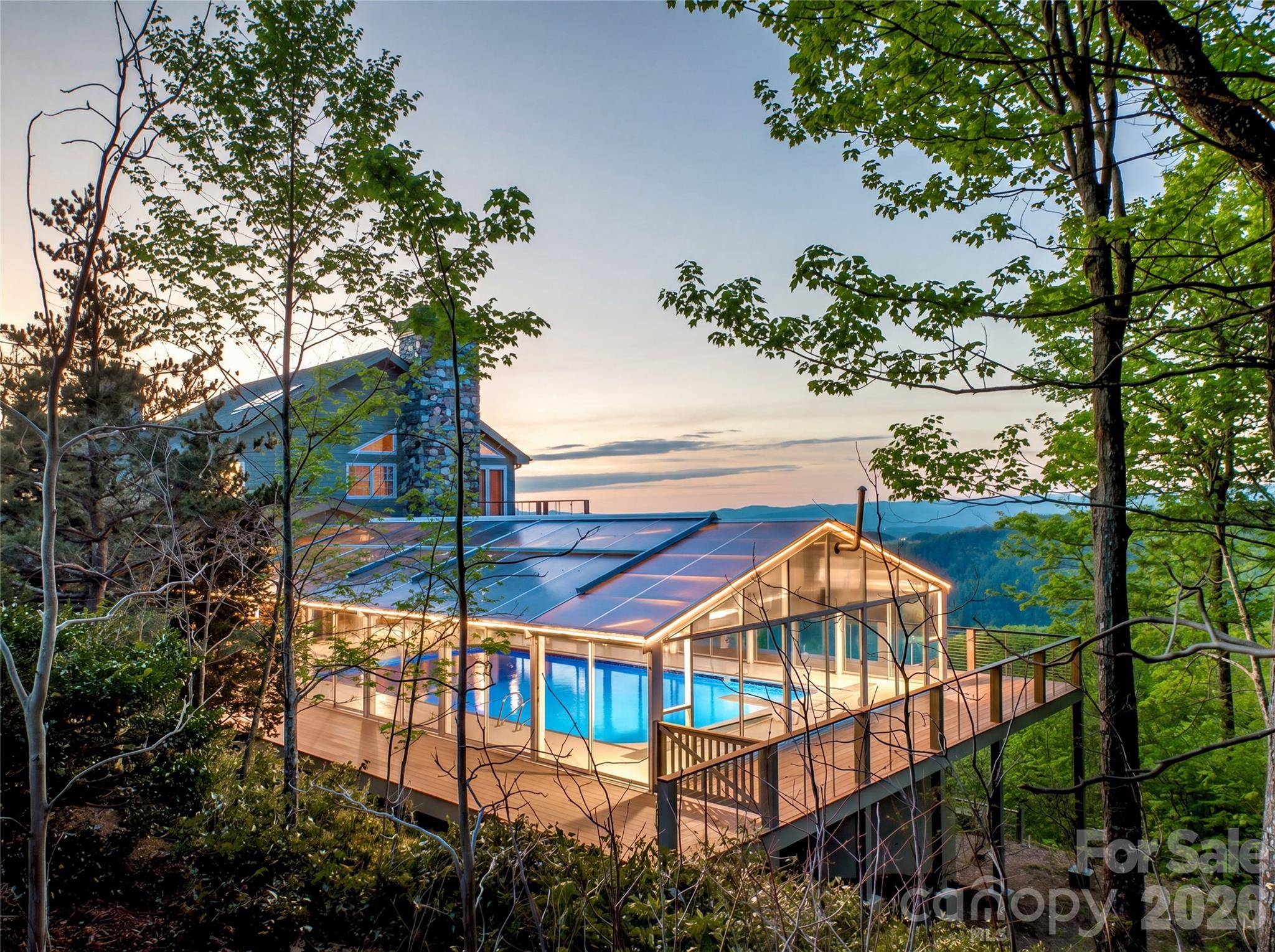 35 Peach Knob DR, Asheville, NC 28804