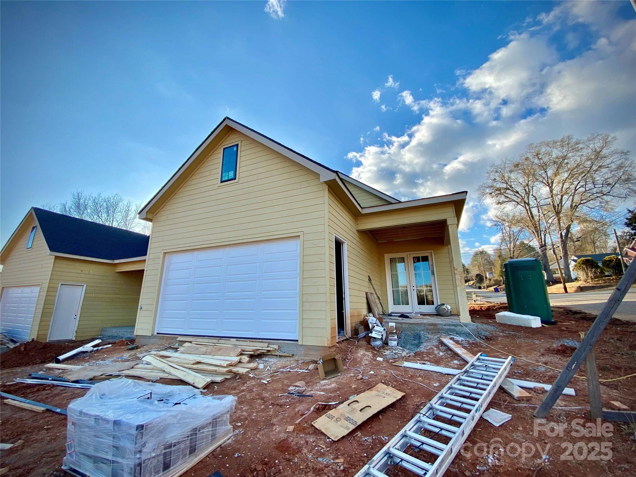174 N Mitchell ST, Rutherfordton, NC 28139