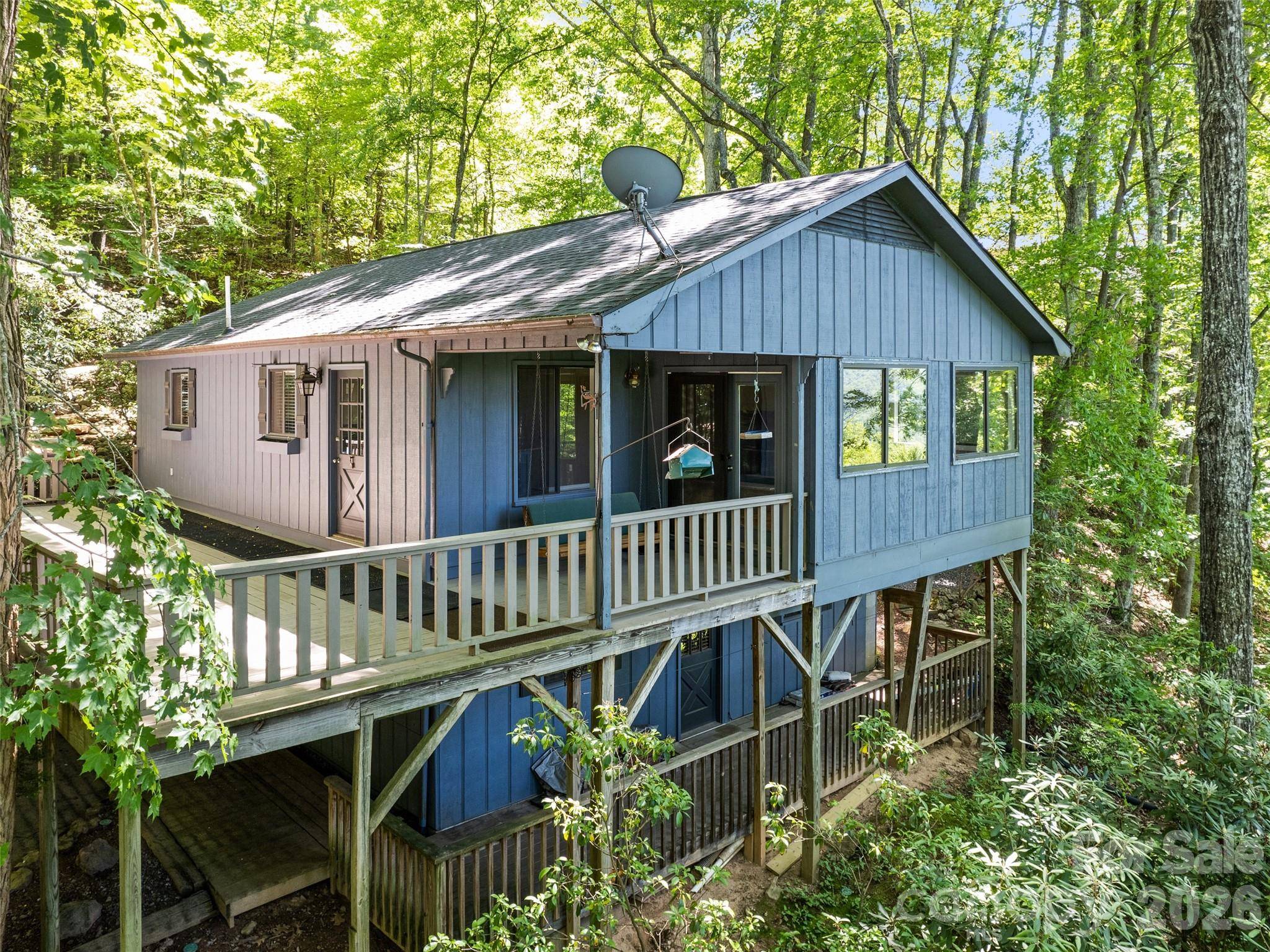 1392 Mount Chalet RD, Canton, NC 28716