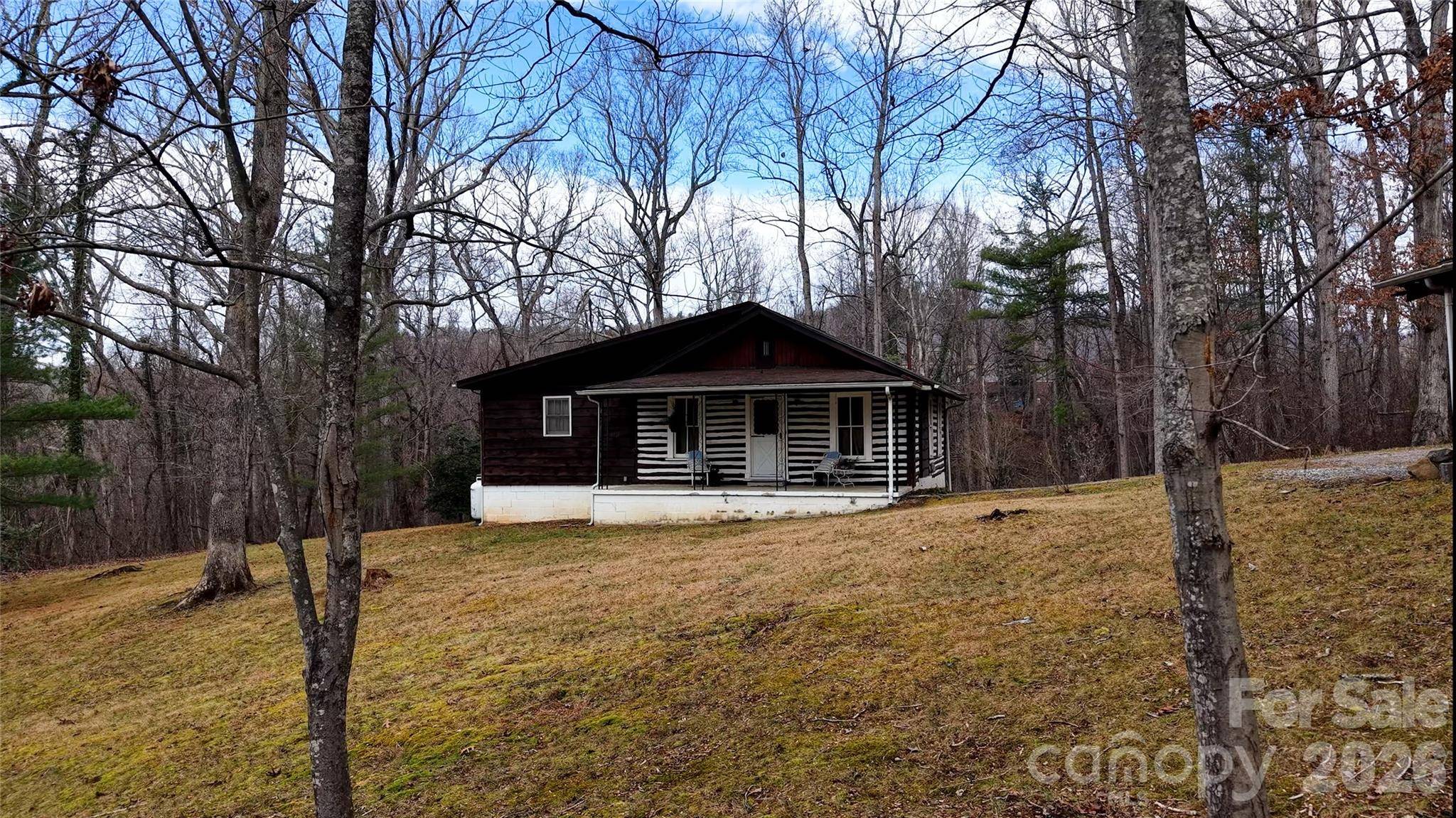 67 Shawnee TRL, Asheville, NC 28805