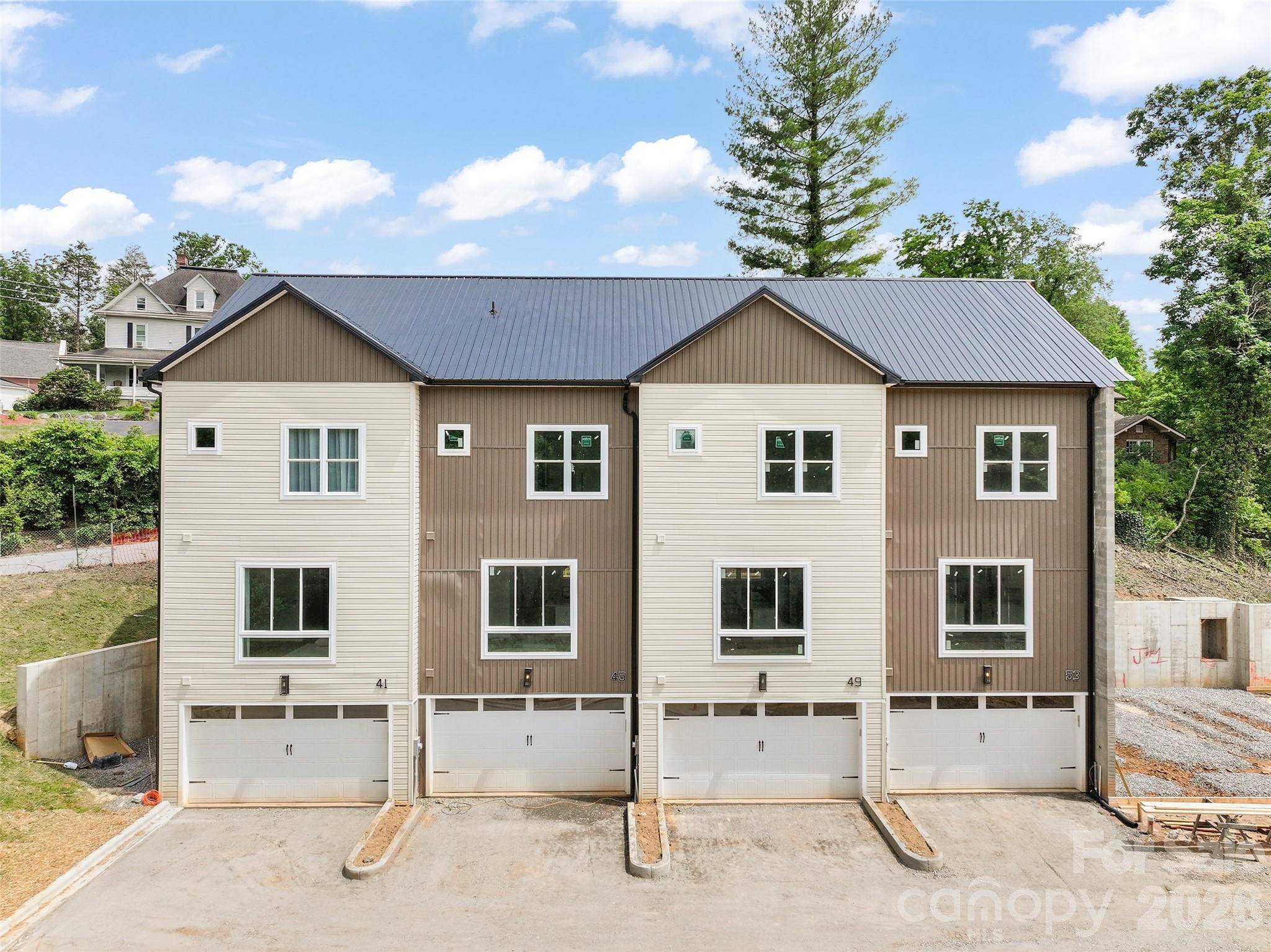 45 Richland ST, Waynesville, NC 28786