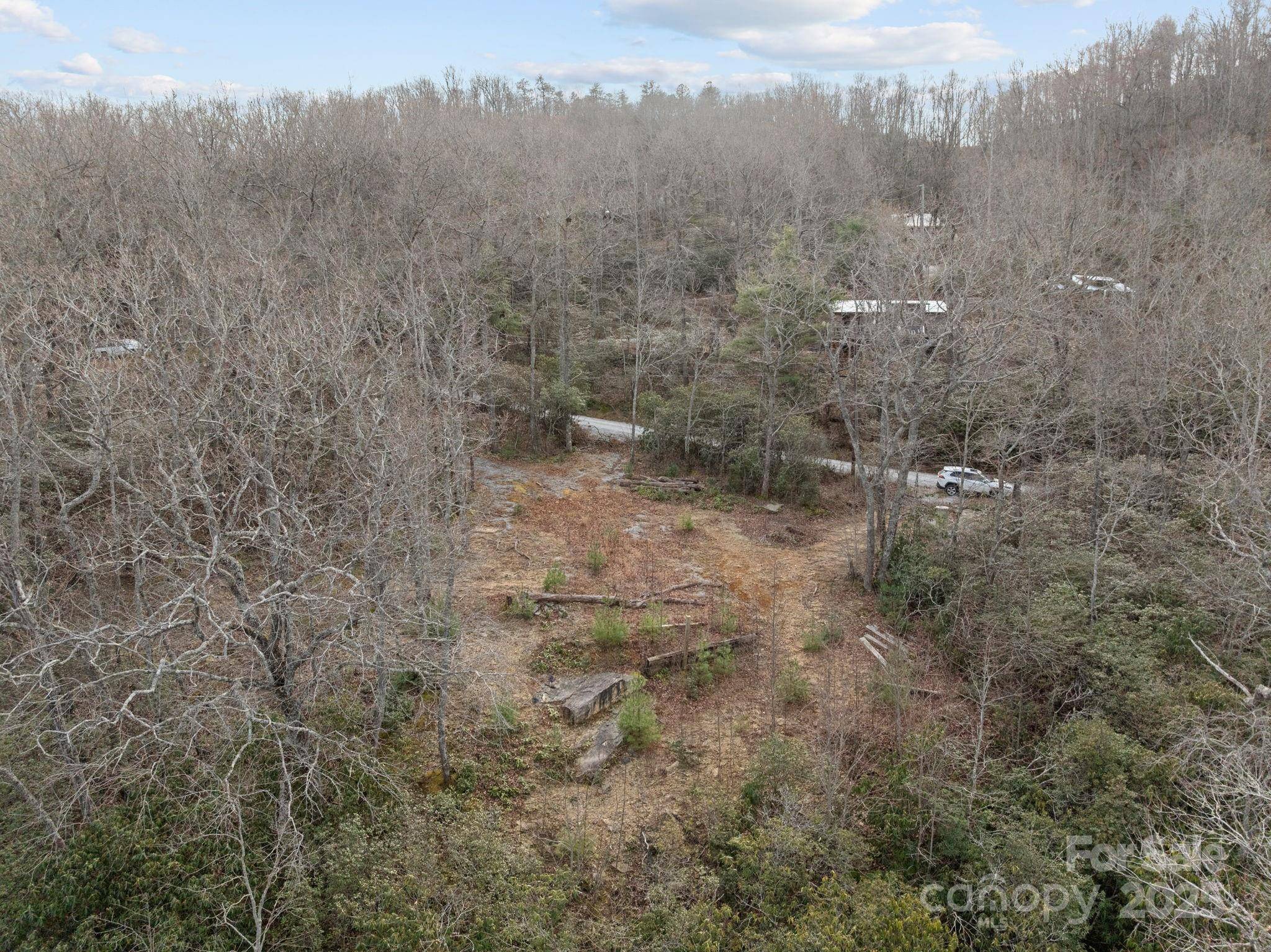 1443 Old Mill RD #8/9, Hendersonville, NC 28792