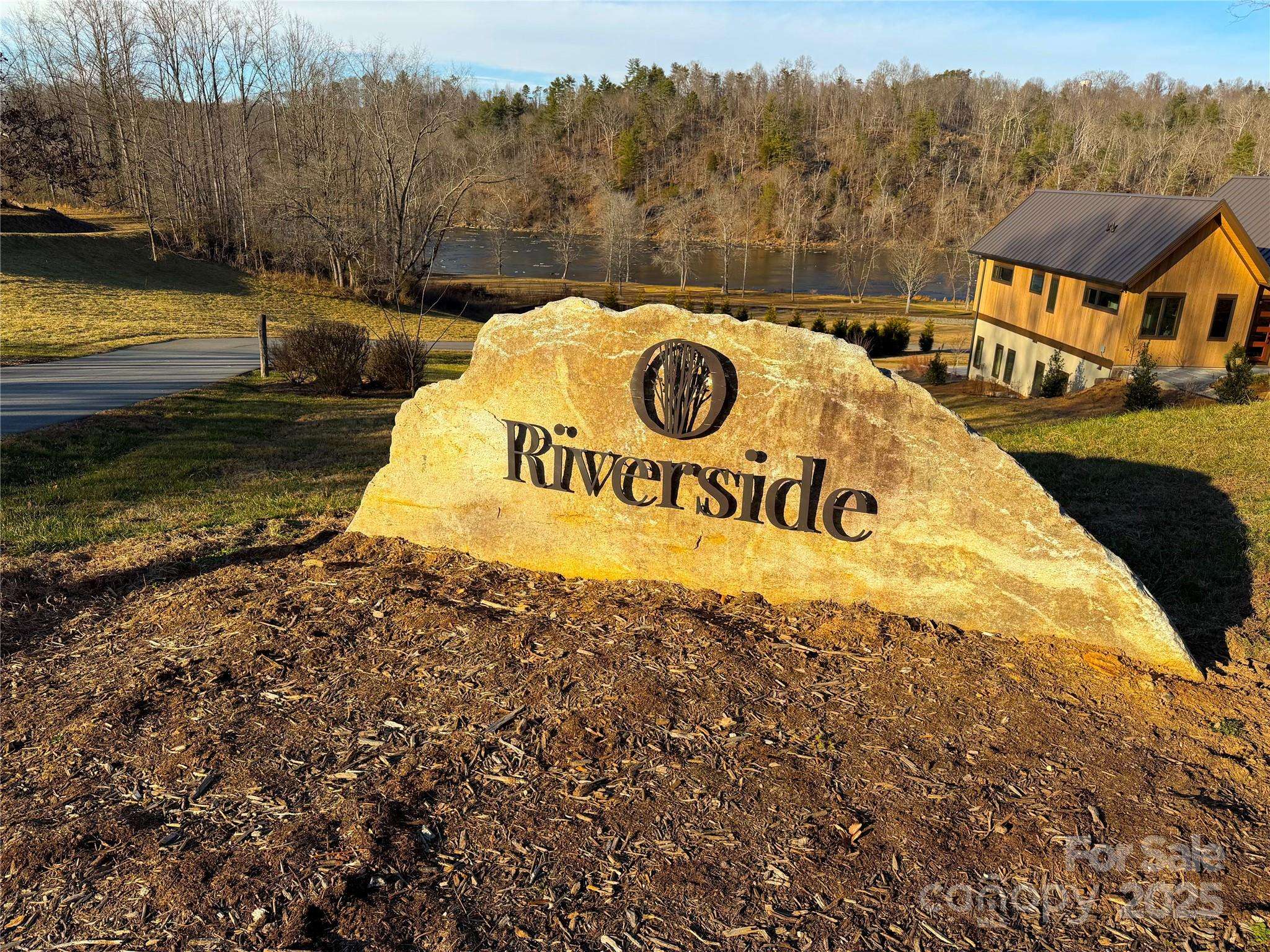 2 River RUN #1R, Asheville, NC 28804