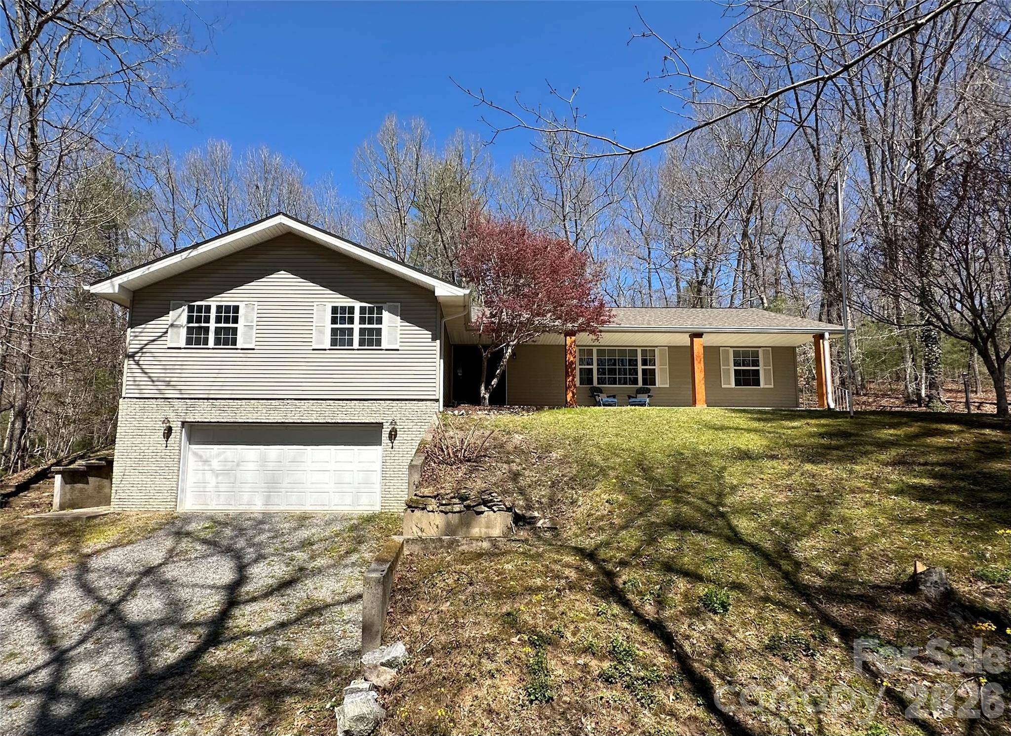 177 Country RD, Brevard, NC 28712