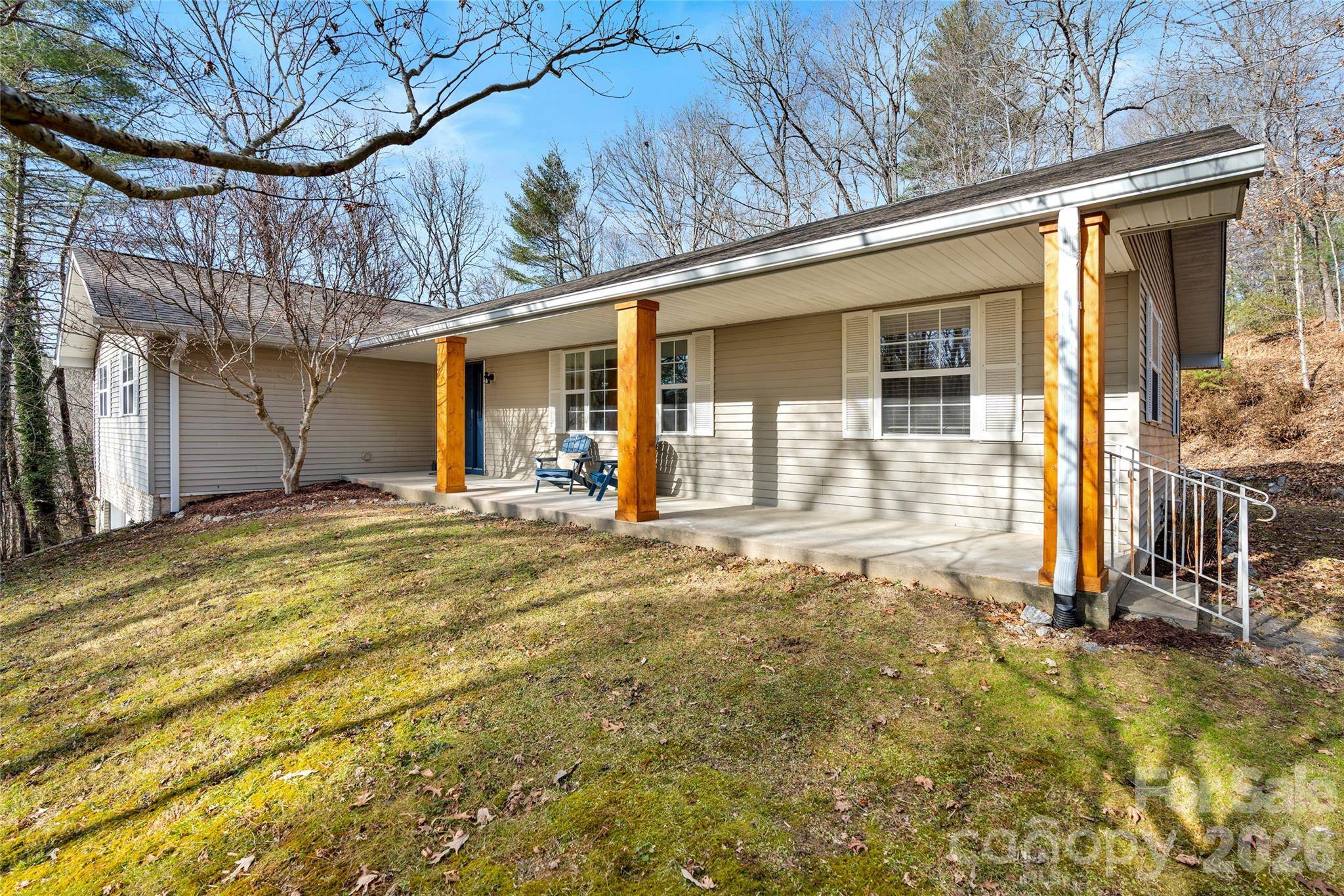 177 Country RD, Brevard, NC 28712
