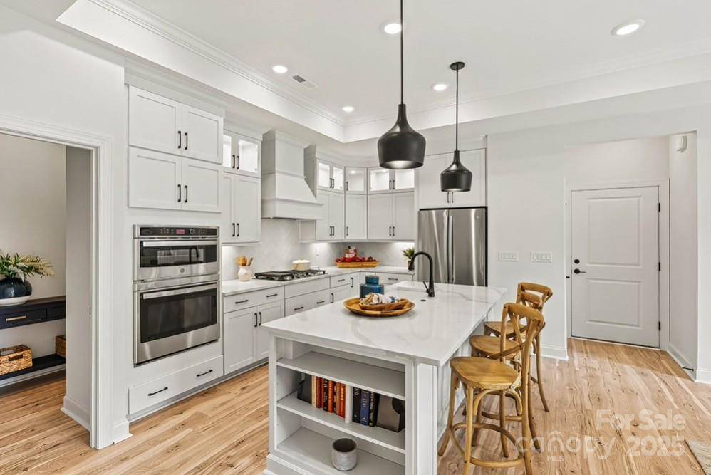 4180 Creek Bridge CIR, Charlotte, NC 28213