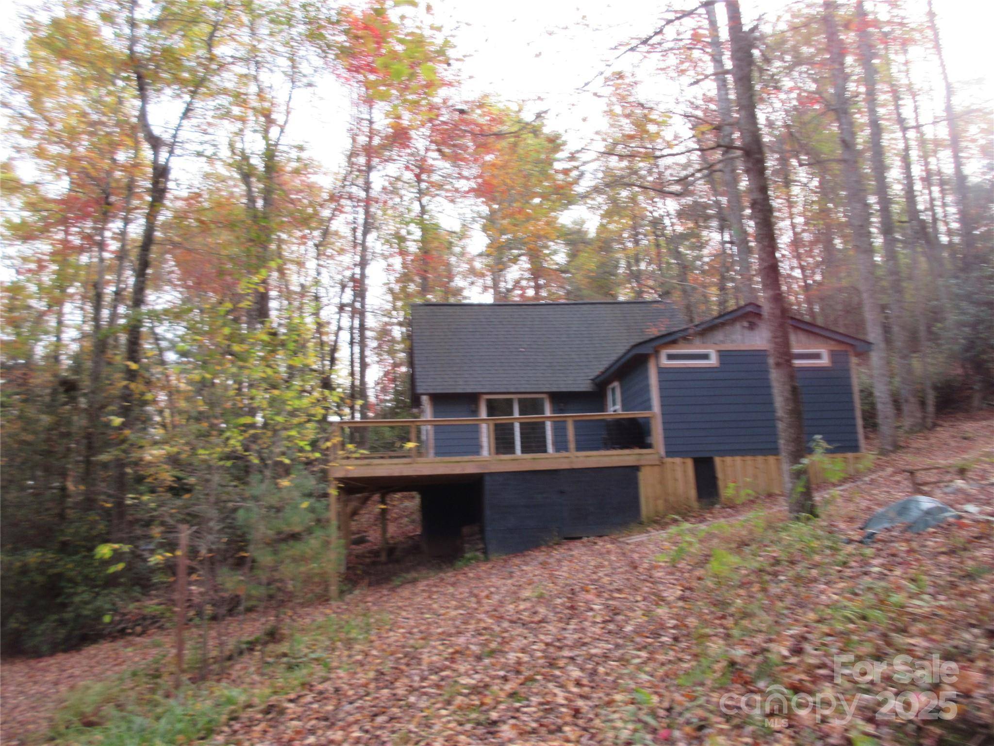 30 Rainbow Lake CIR, Black Mountain, NC 28711