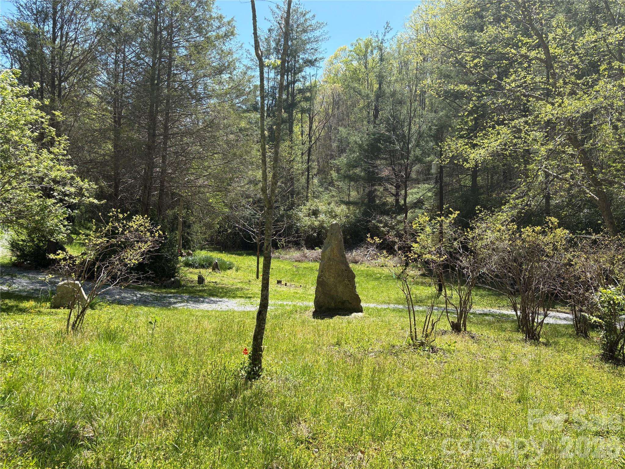 276 Cedar Creek RD, Black Mountain, NC 28711